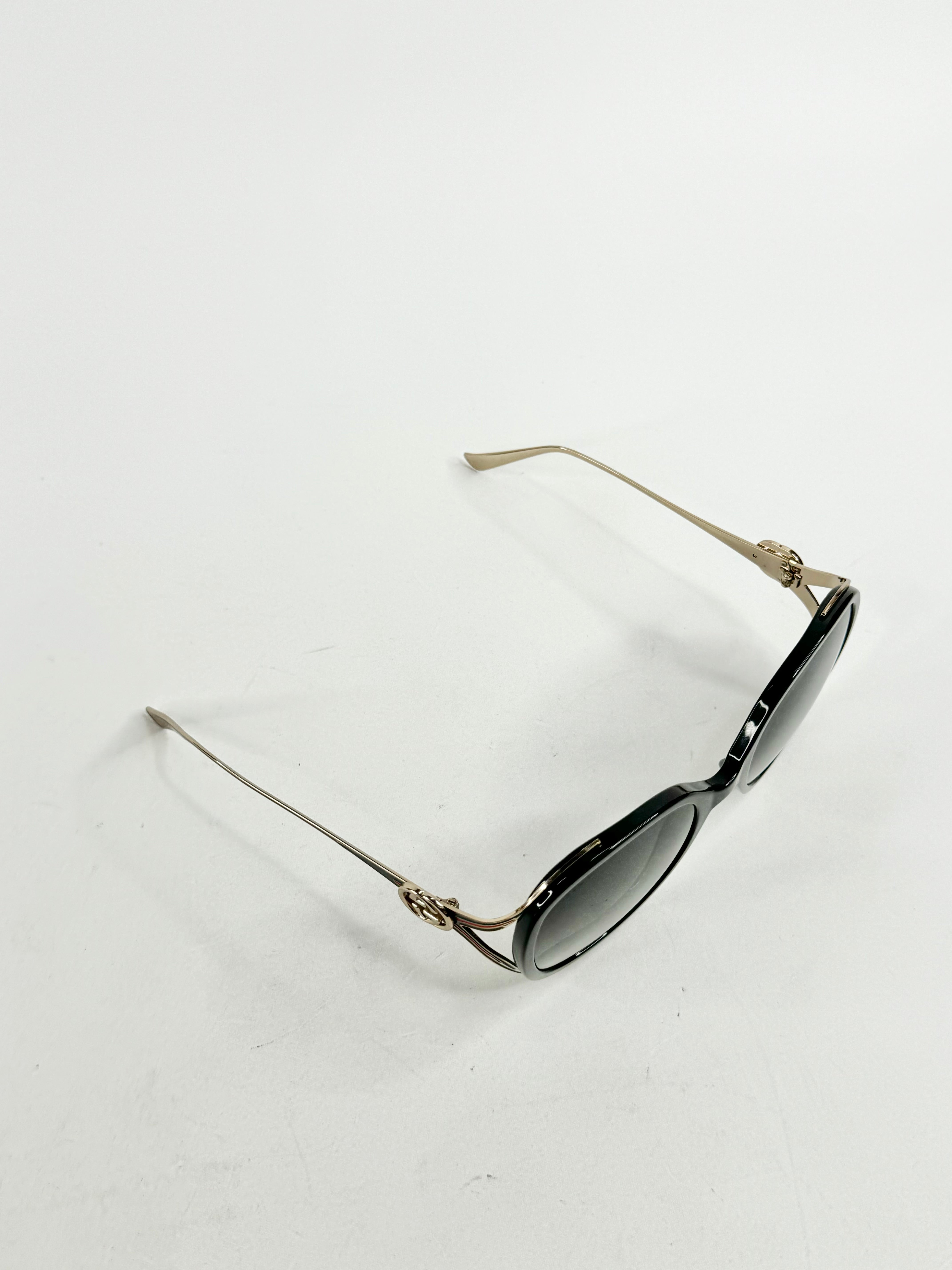 Gucci Grey Gradient Oversized Glasses