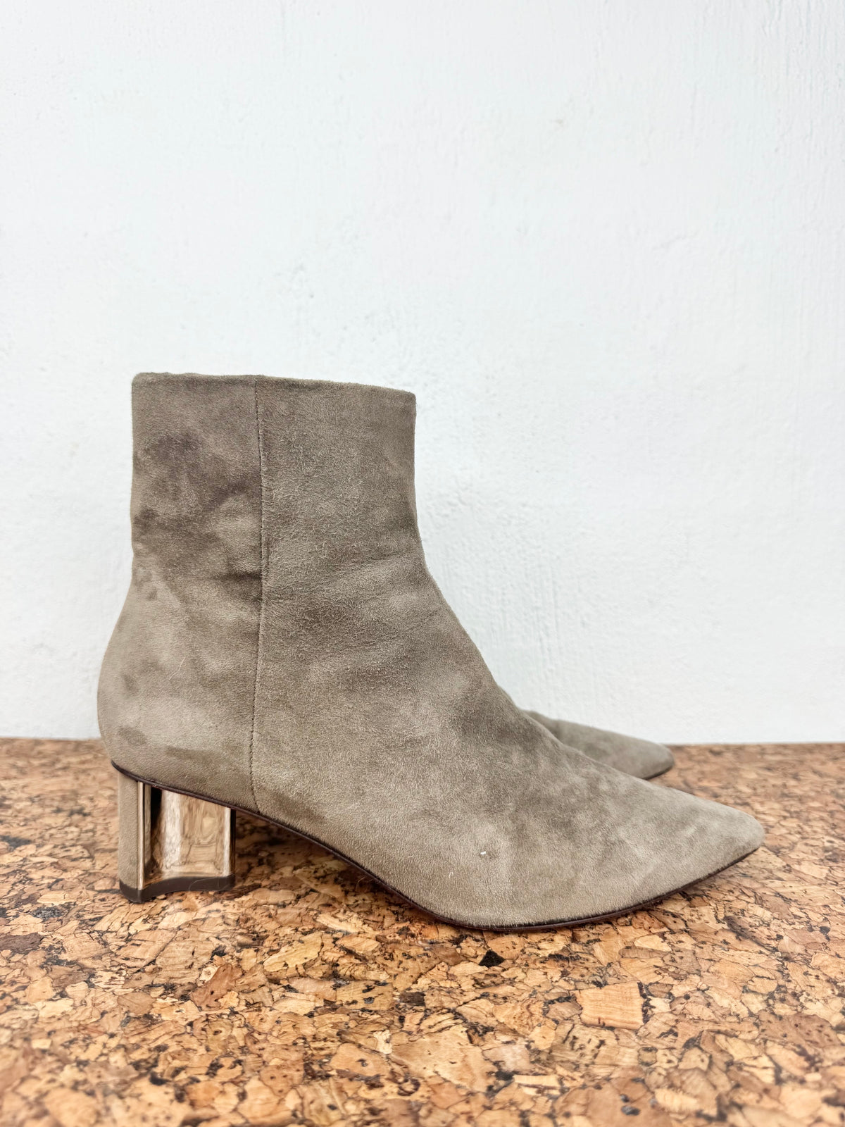 Robert Clergerie Smokey Suede Ankle Boots - EU37.5