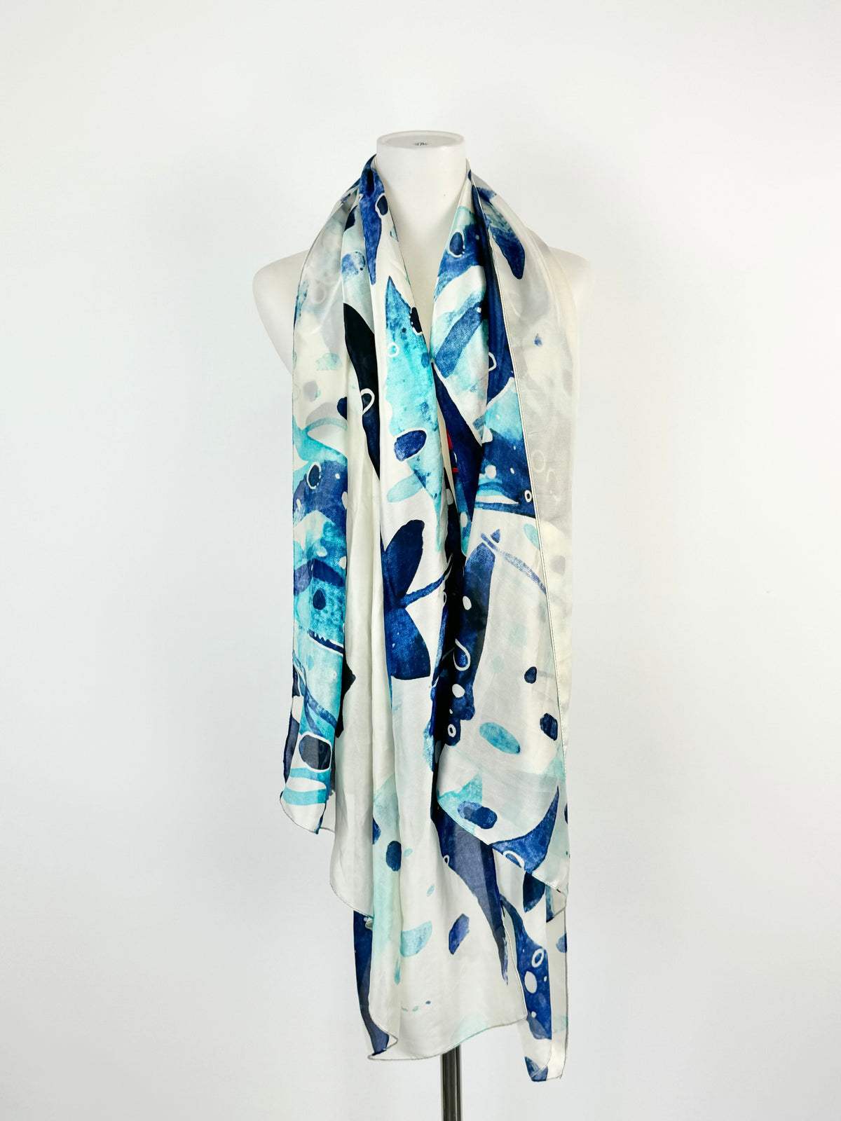 Large Pink & Blue Face Patterned Silky Shawl