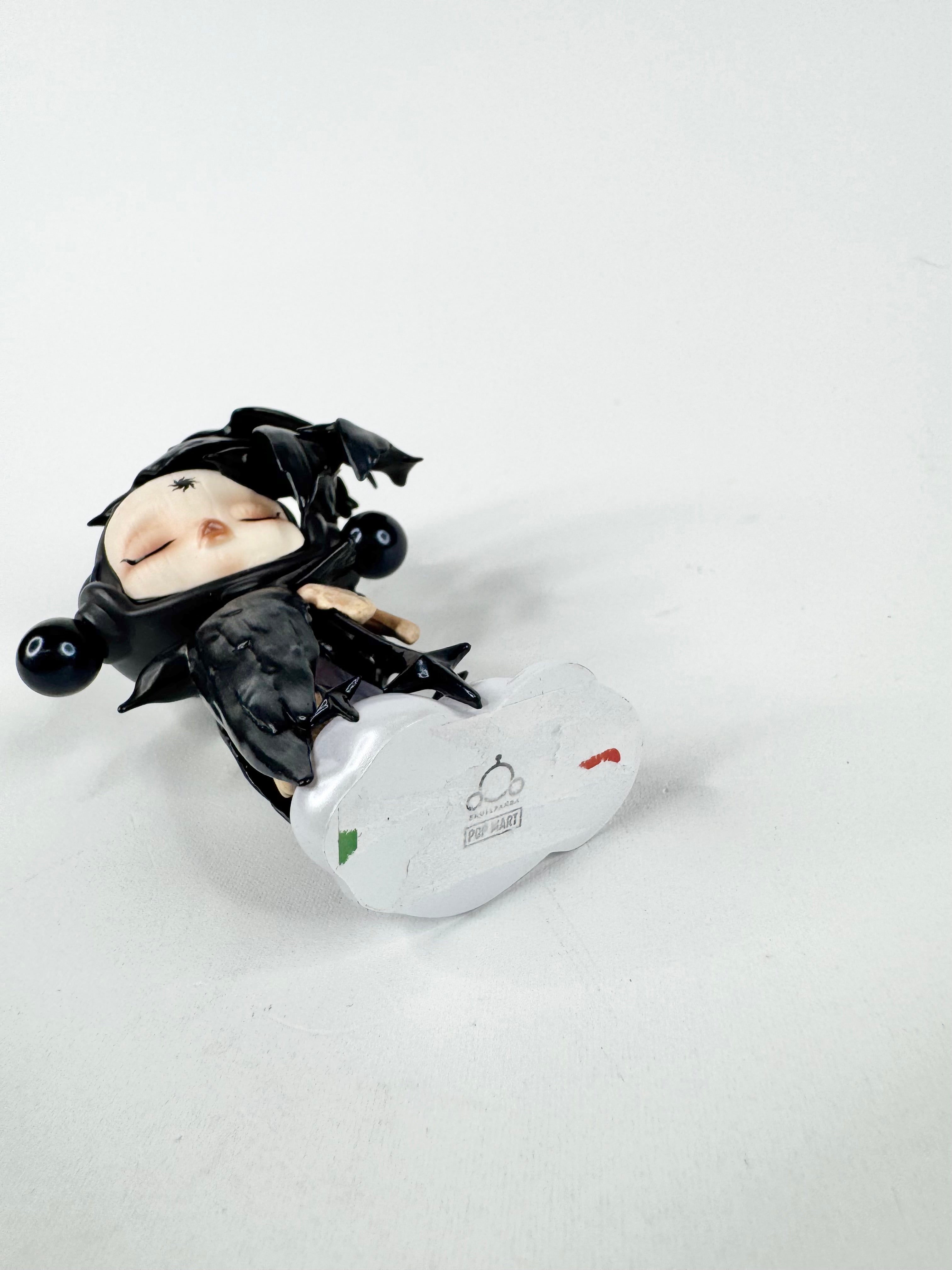 Pop Mart Skullpanda Image of Reality Series Secret Edition The Onlooker Figurine