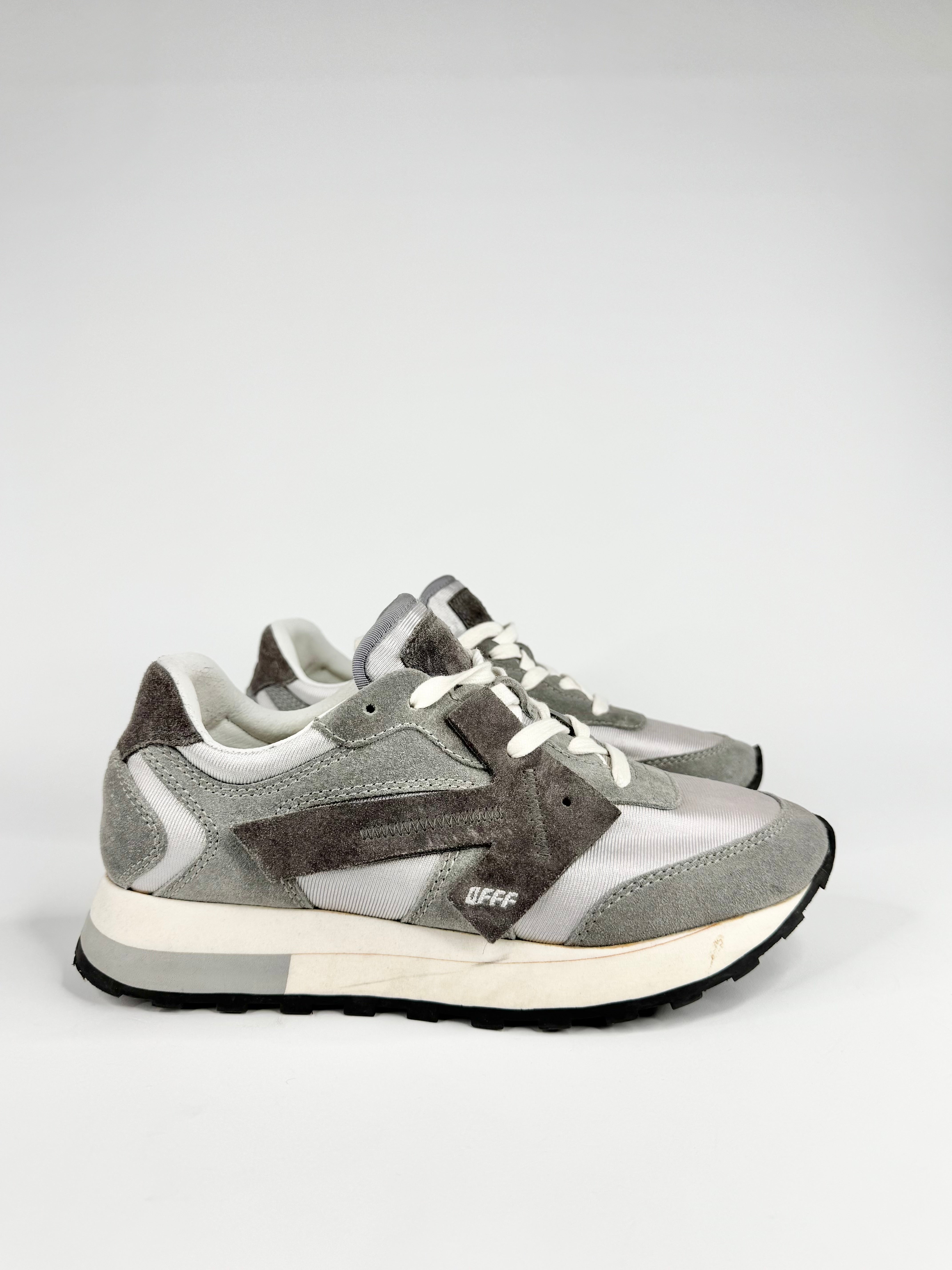 Off-White Grey & White 'Runner' Sneakers - EU39