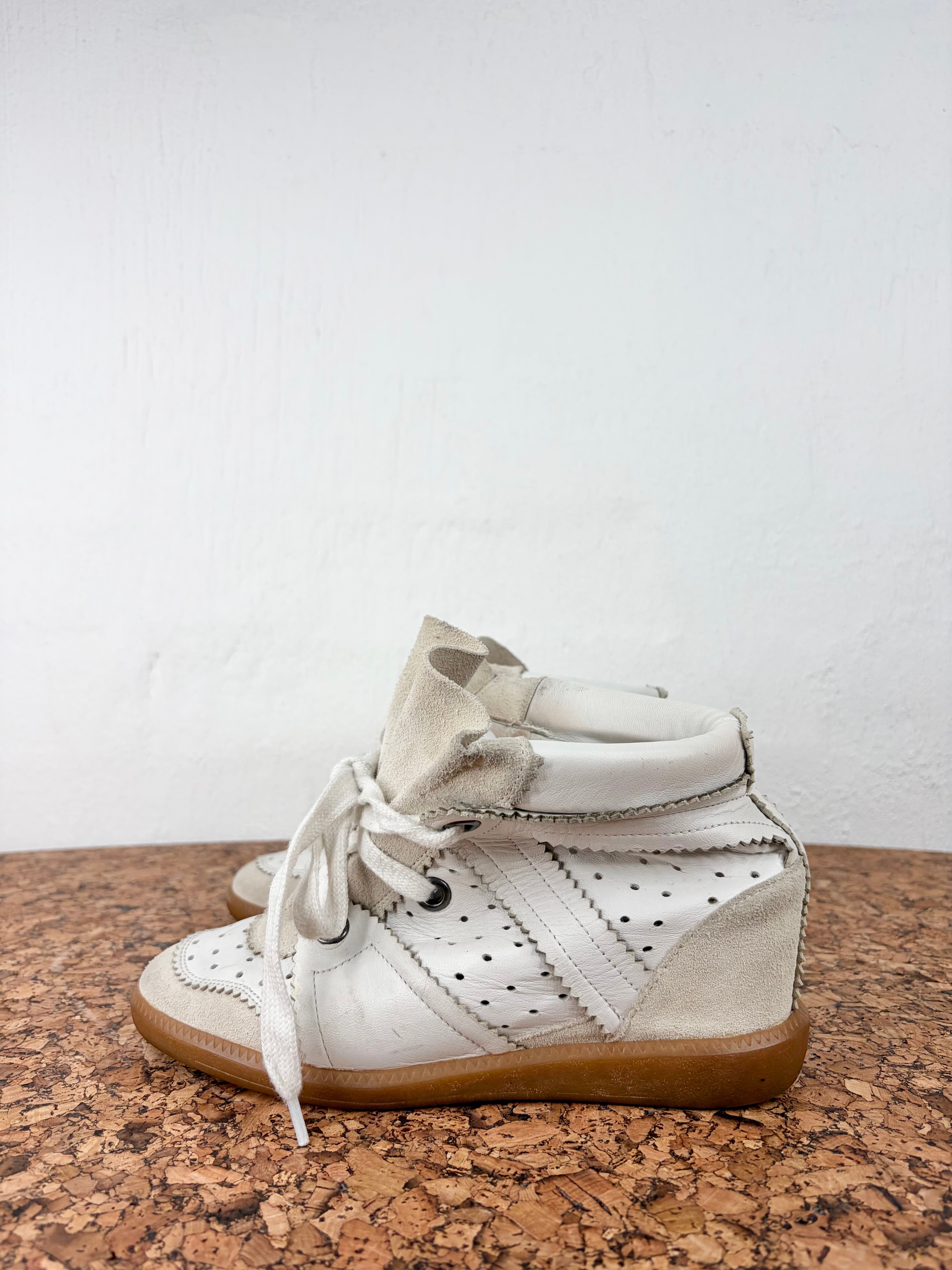 Isabel Marant 'Bobby' White and Beige Sneker Wedge - EU37