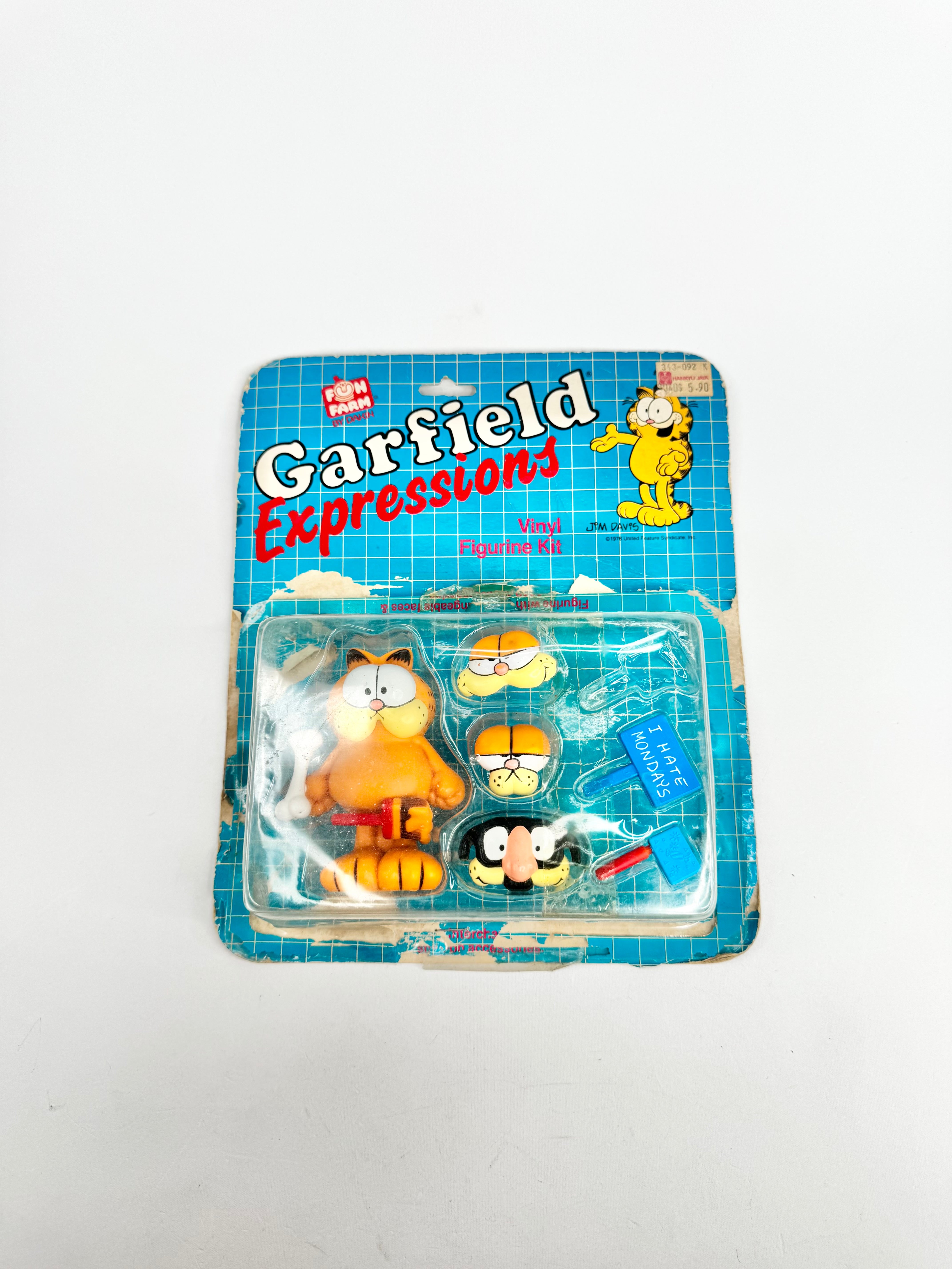 Retro Garfield Expressions Vinyl Figurine Kit