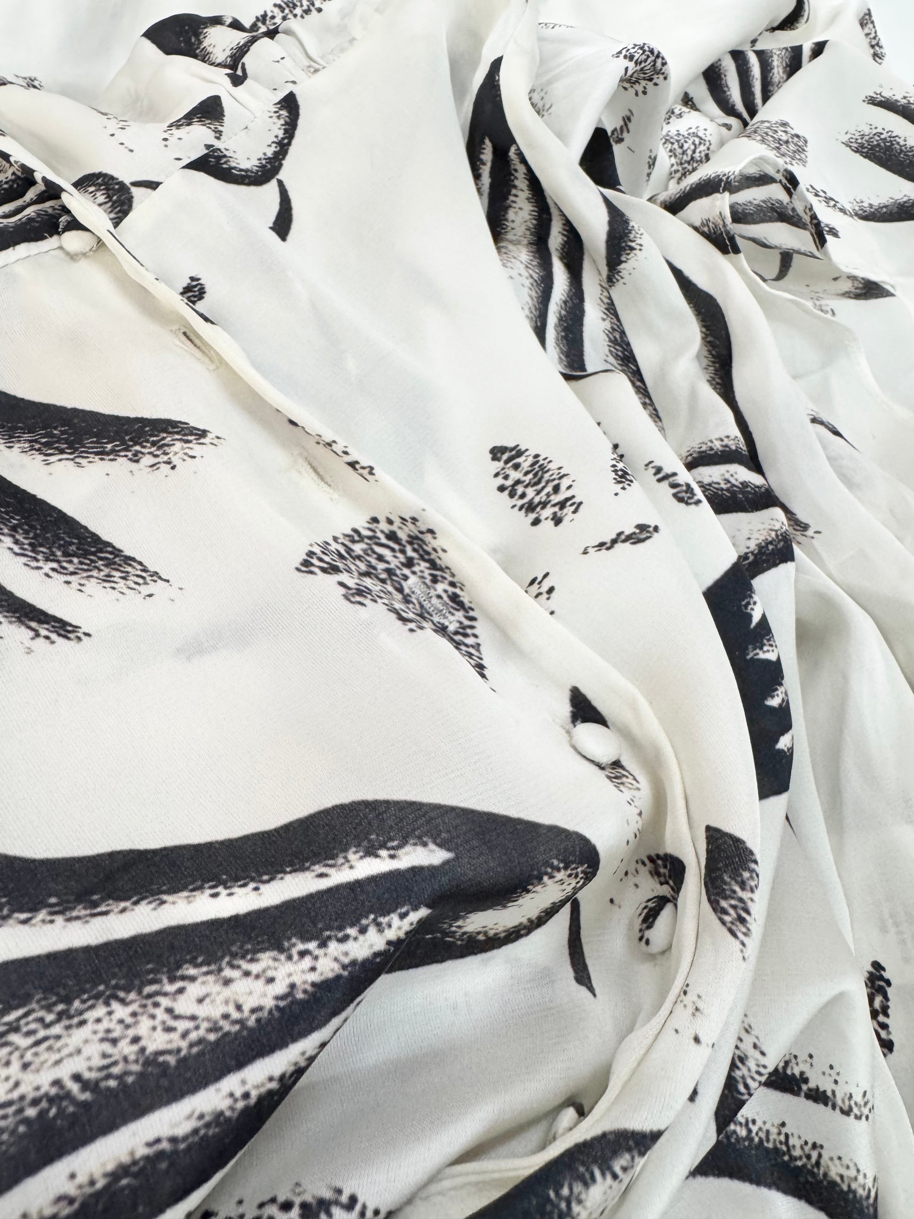 by TiMo Black & Whtie Deco Flowers Maxi Dress NWT - AU4/6