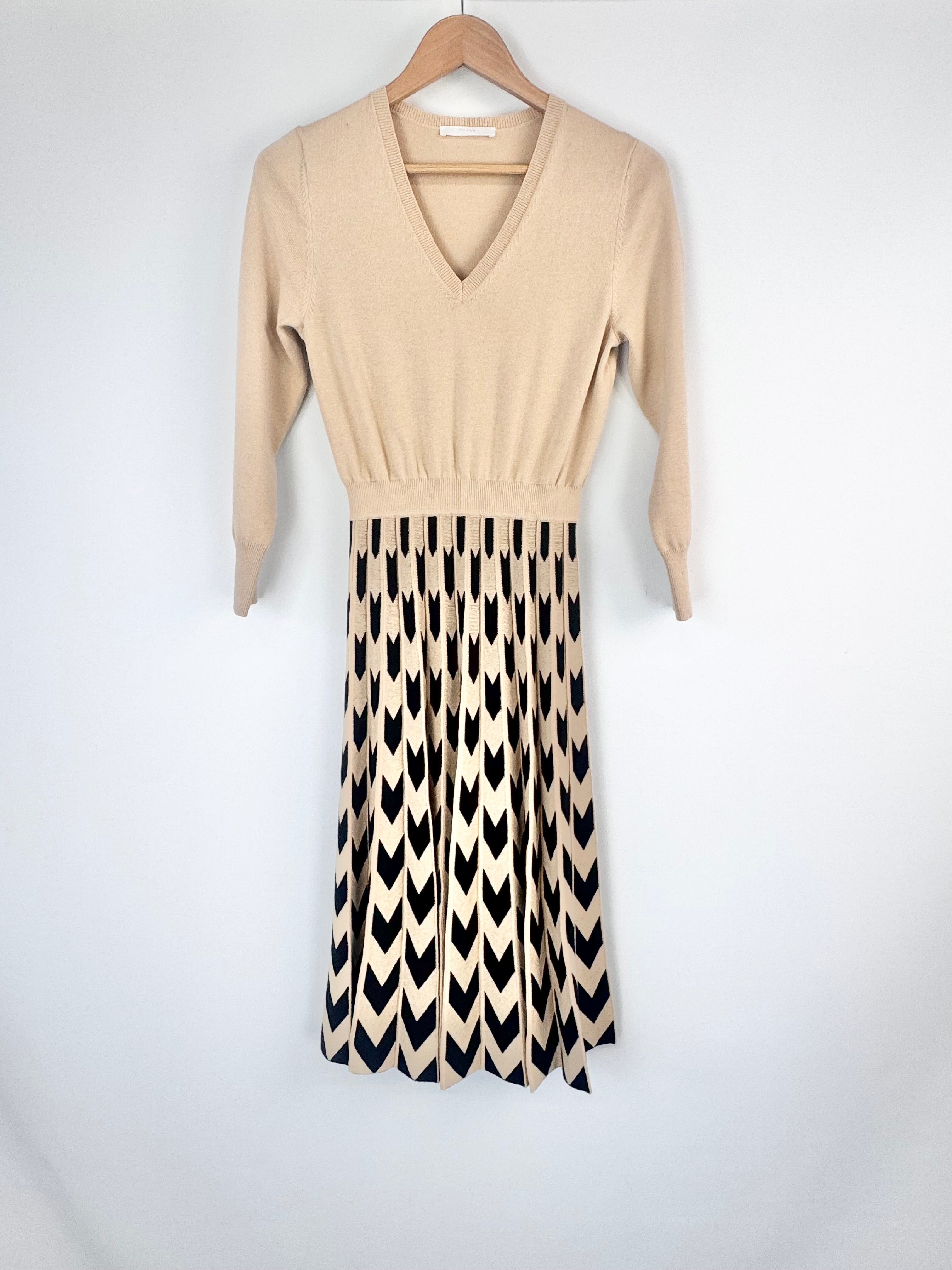 Hugo Boss Biege V-Neck Dress - AU8/10