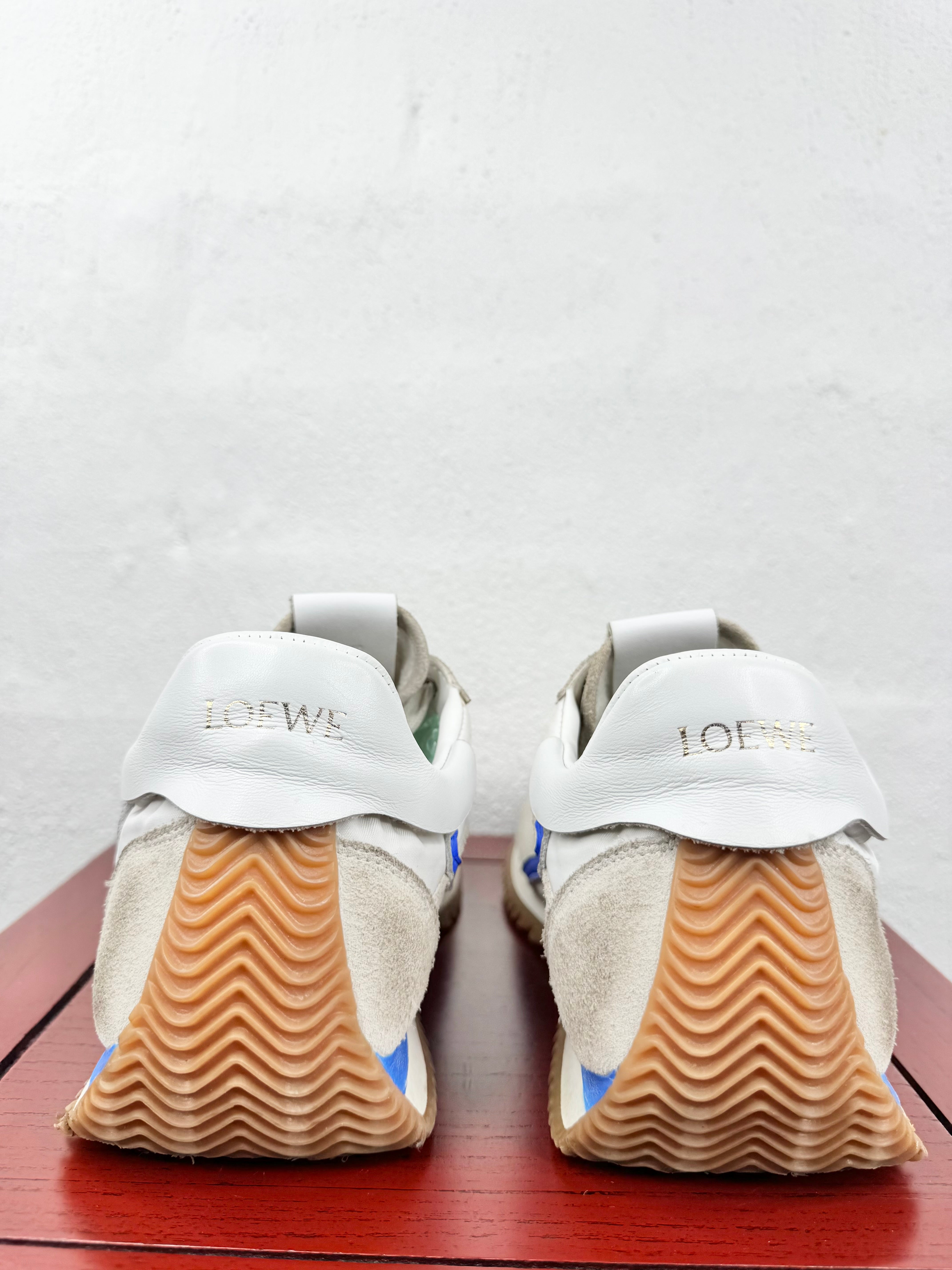Loewe 'Flow' Runner - 40