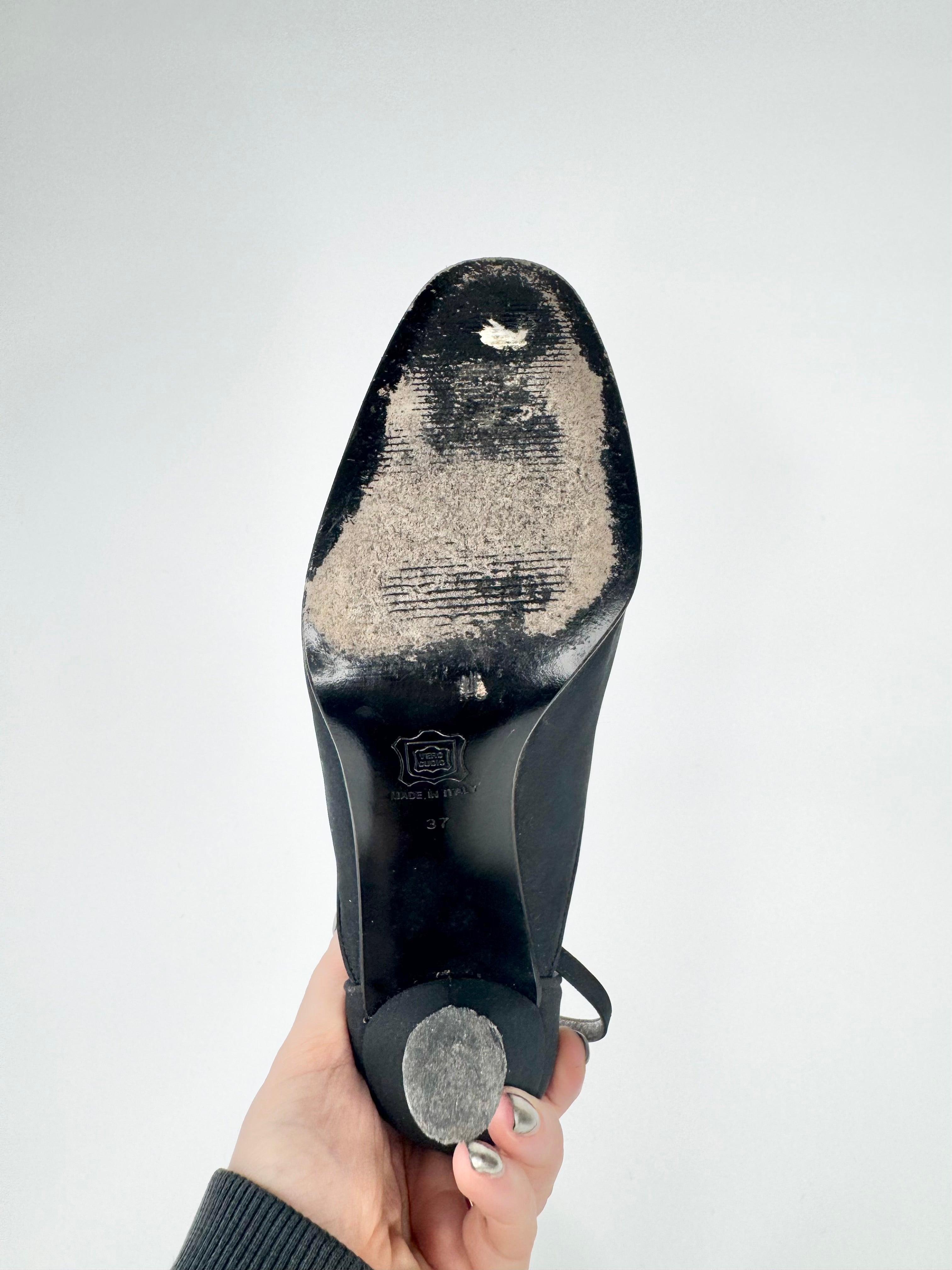 Vintage Dolce & Gabbana Rounded Toe Flared Heels - EU37
