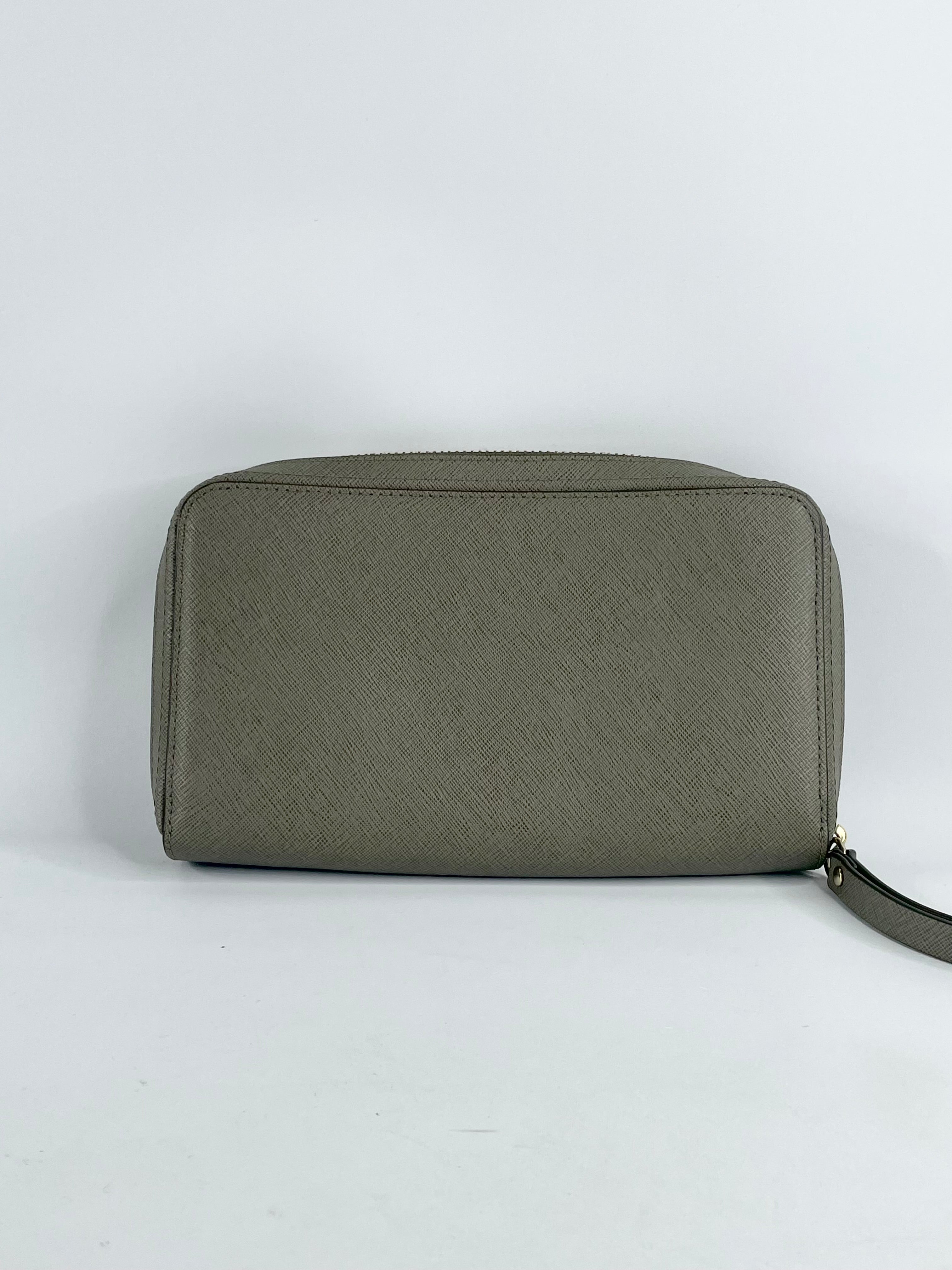 Oroton Grey Leather Wristlet