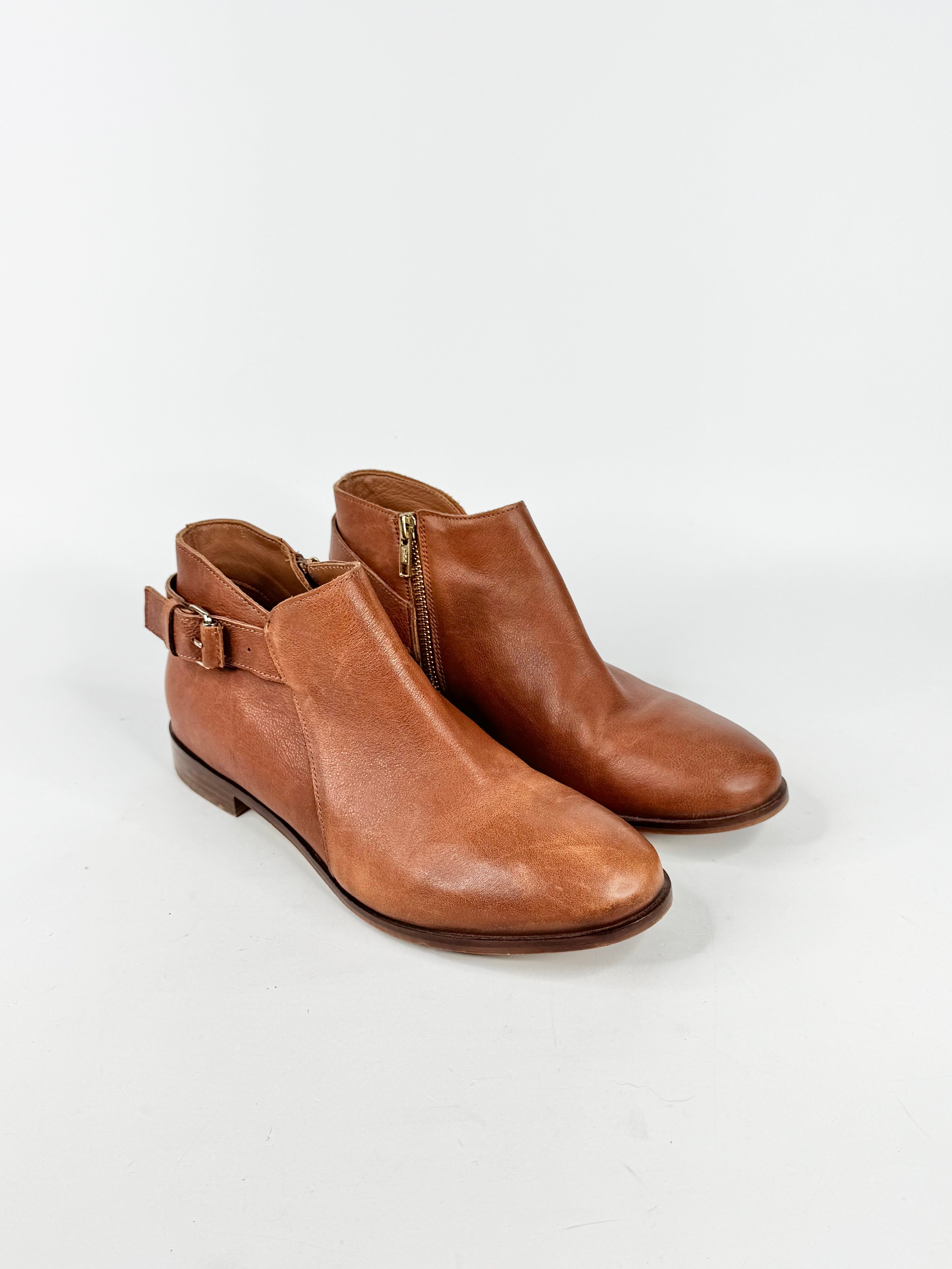 Elk Tan Leather Zippered Ankle Boots - EU40