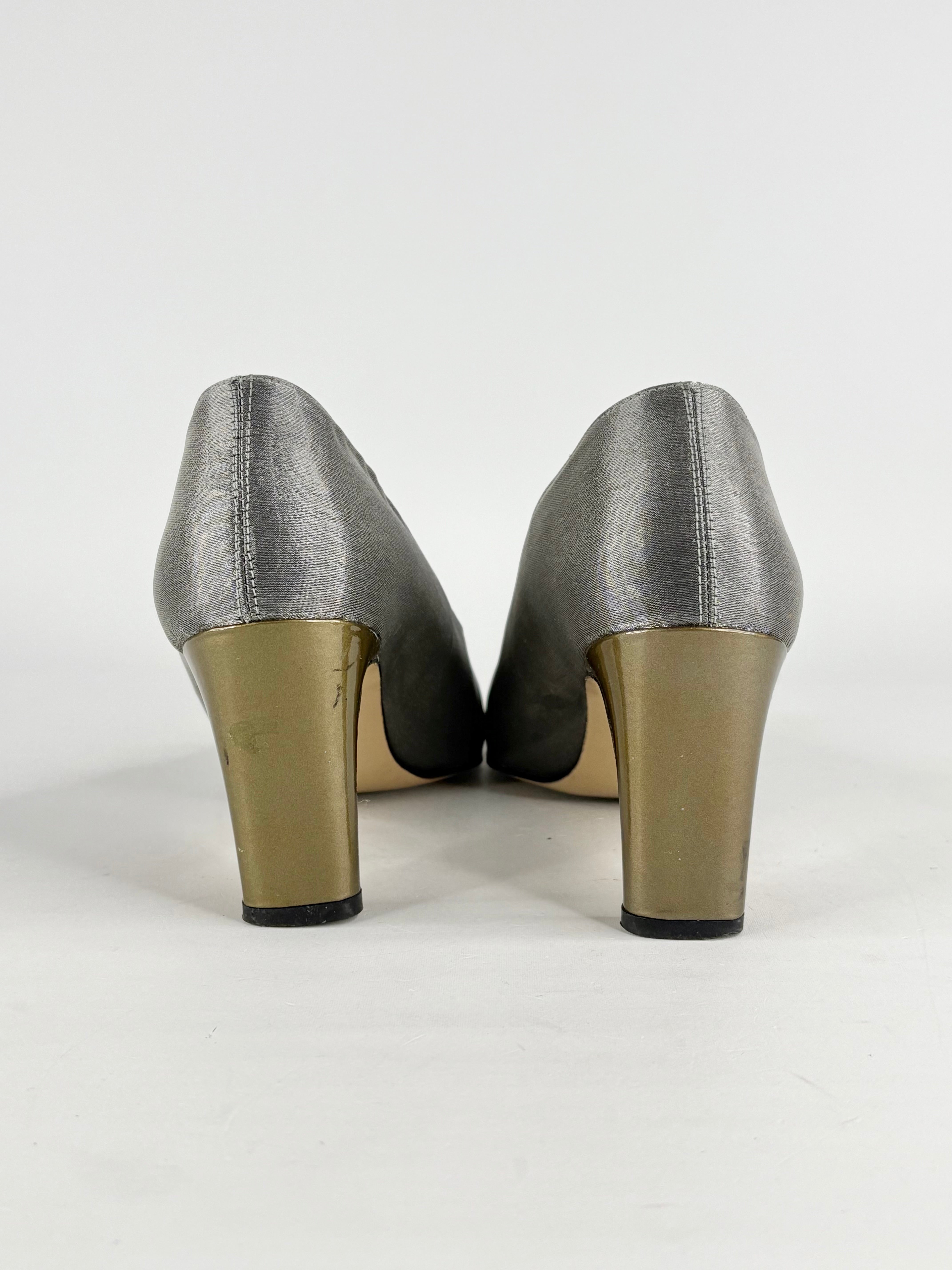 Vintage Taranto Silver Satin & Gold Toe Pumps - EU41