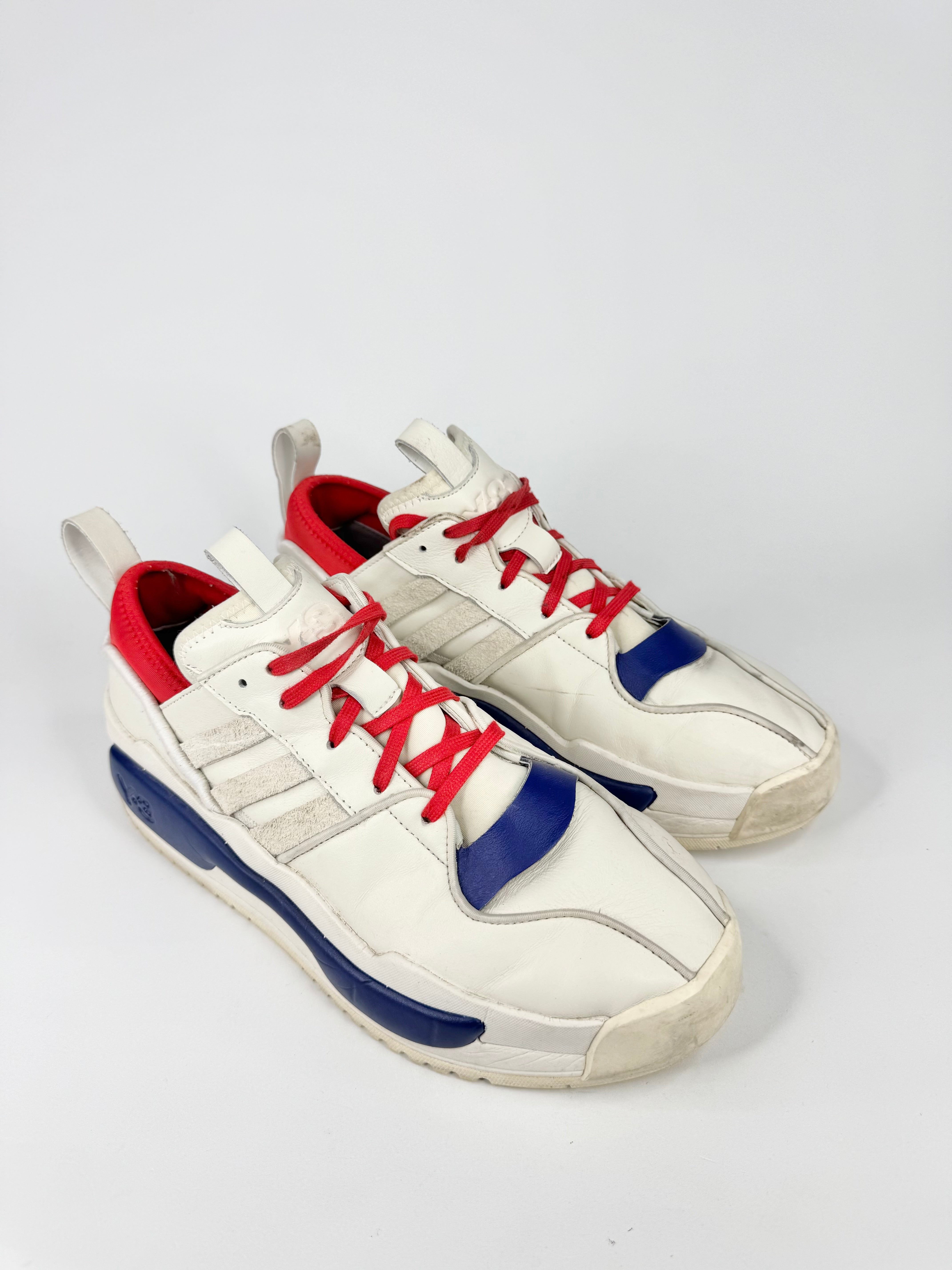 Y-3 'Rivalry' Off-White, Unity Ink & Lush Red Colourway Sneakers - EU44.5