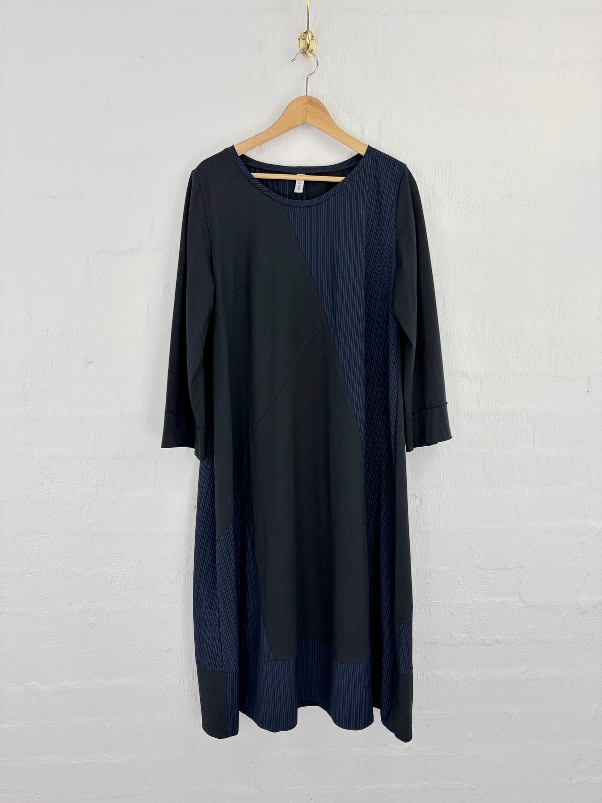 Vale & Ward Black & Pinstriped Spliced Dress - AU12/14