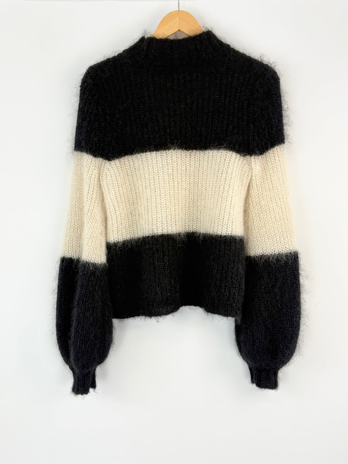 Marle Black & White Mohair Colour-Block Knit Sweater - AU6