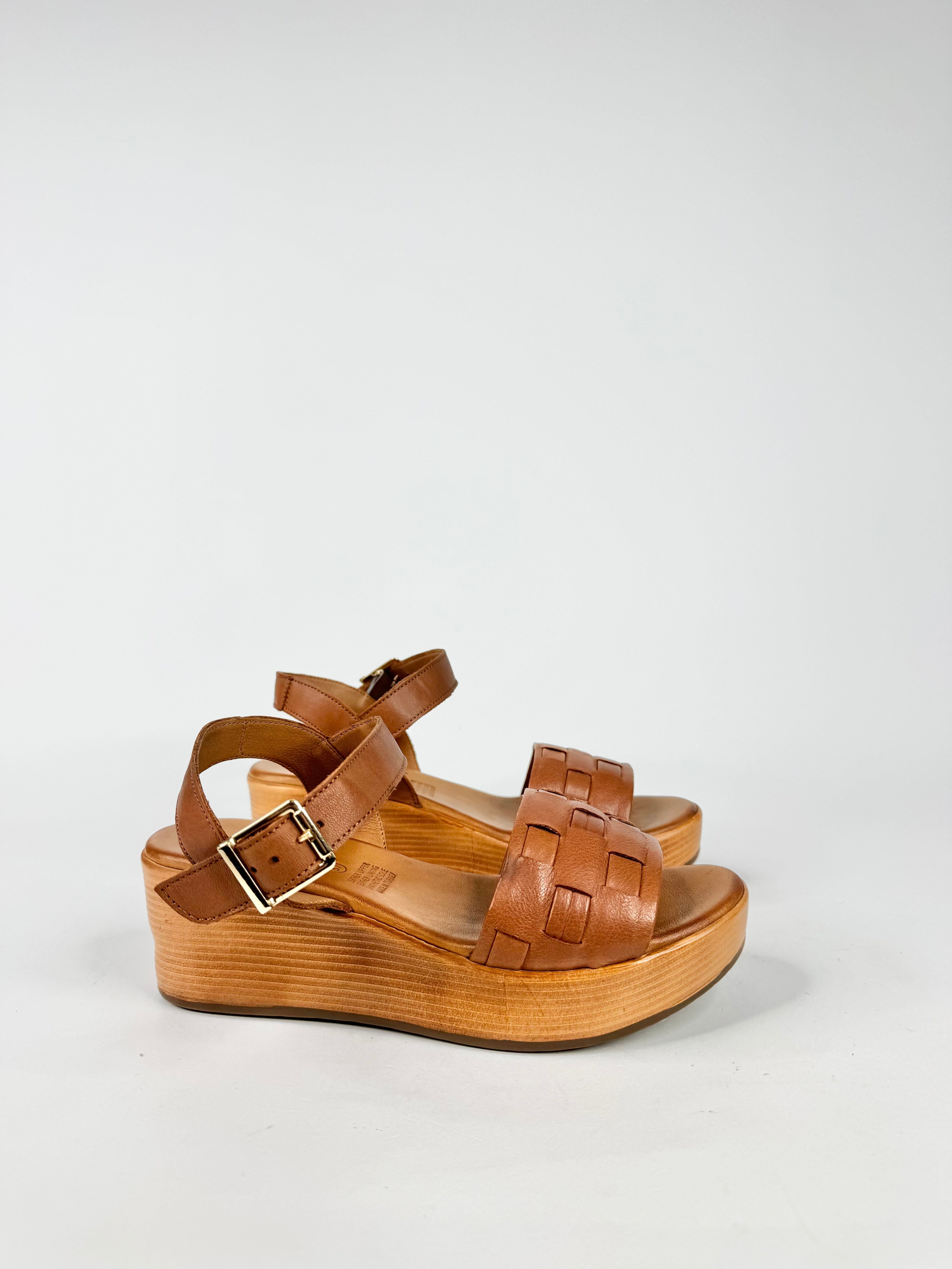 MFW Diana Ferrari Chels-DF Tan Sandals - EU37