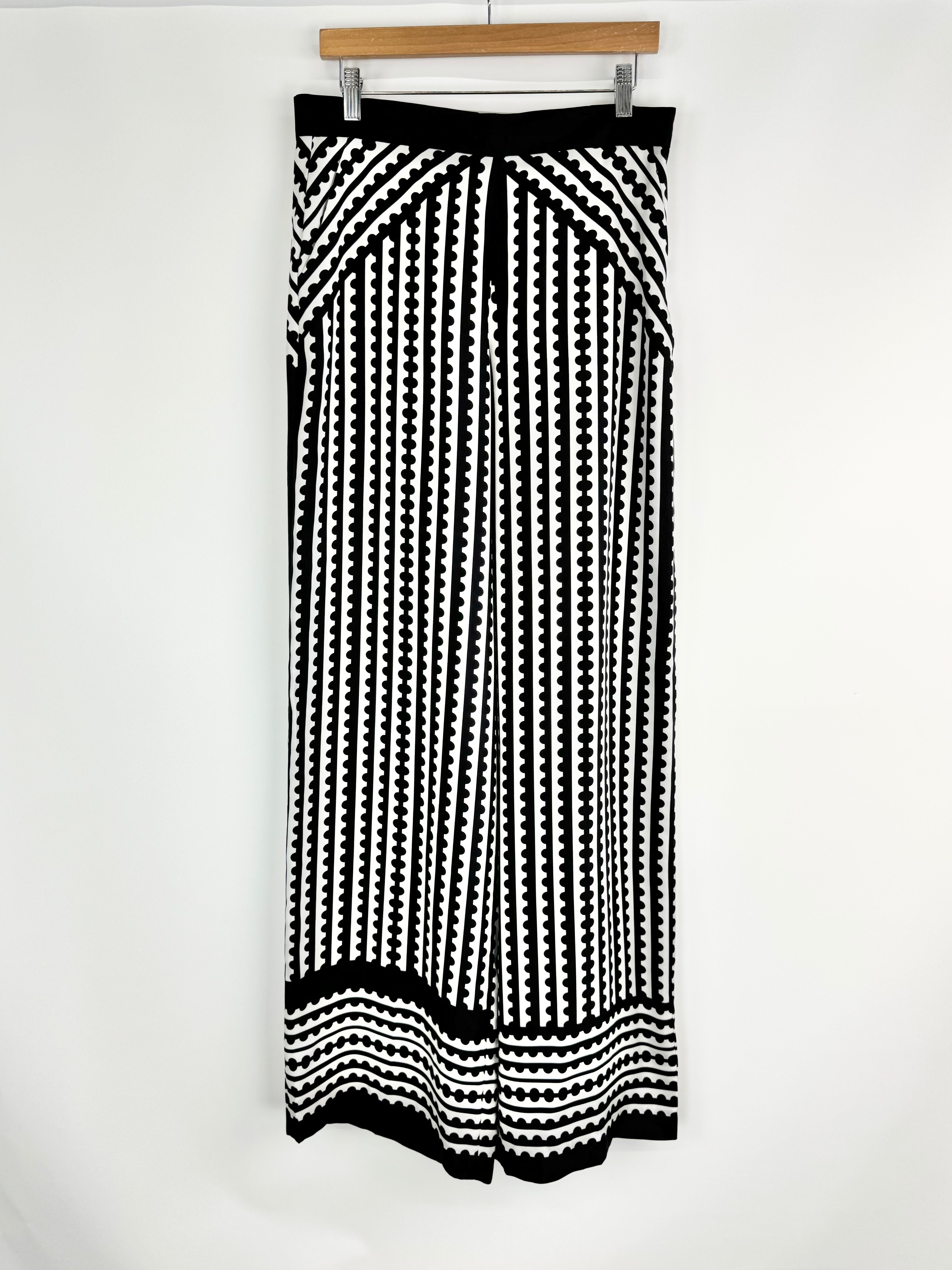 Mary Katrantzou Black & White Graphic Print Silk Wide Leg Trousers - AU12/14