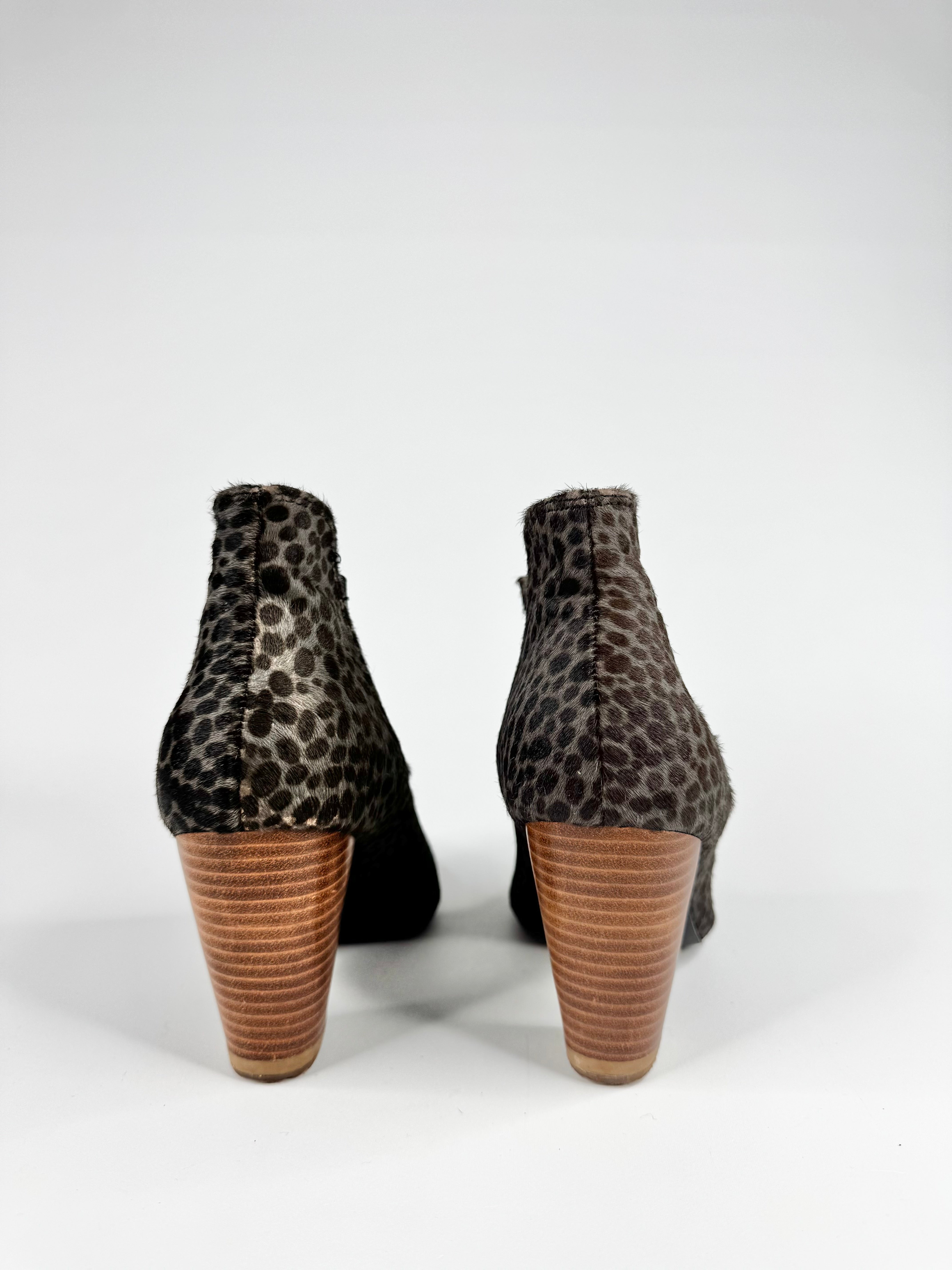 Gorman Grey & Brown Dotted Fur Ankle Boots - EU36
