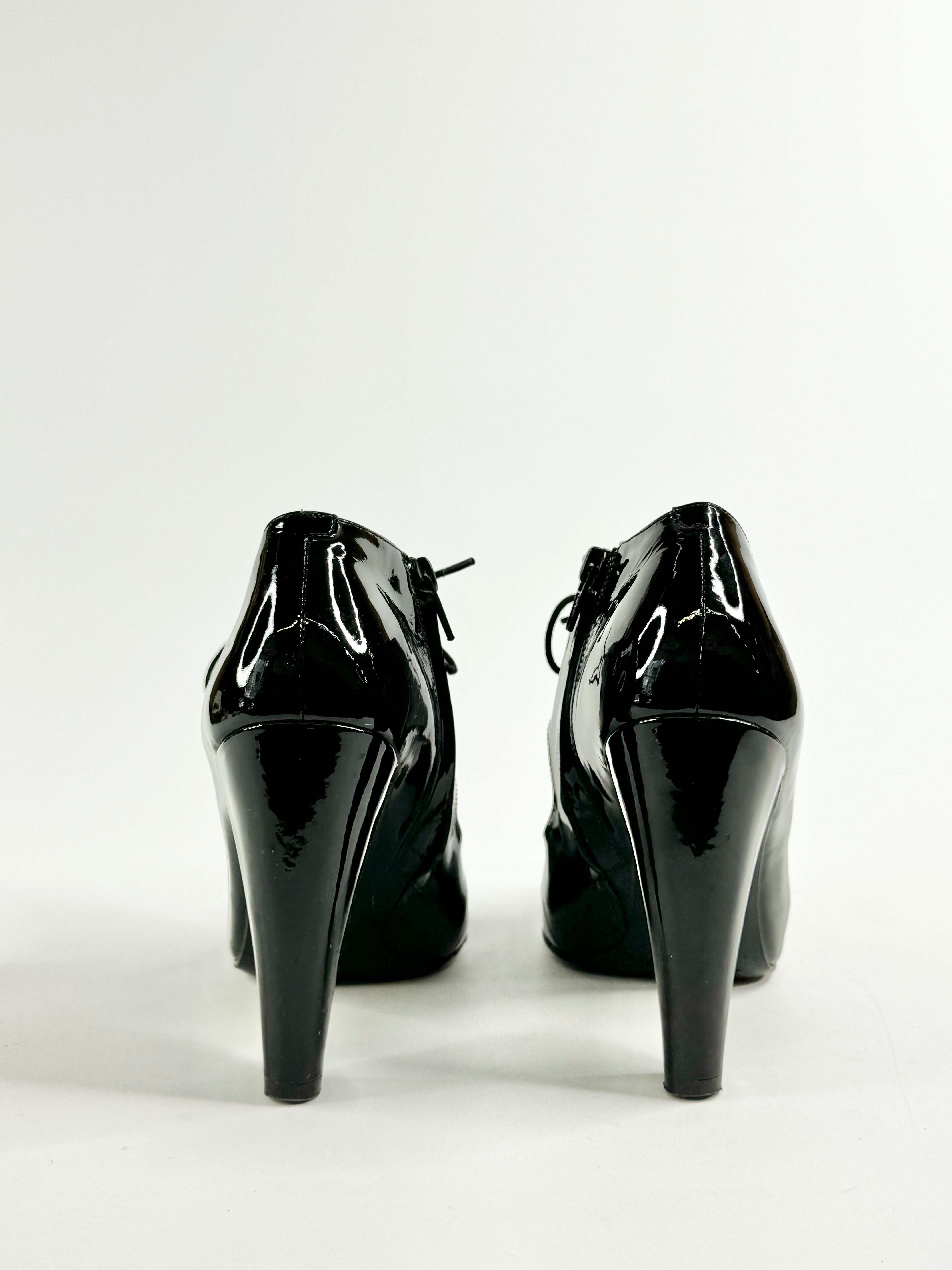 Marc by Marc Jacobs Black Patent Leather Pumps - EU38