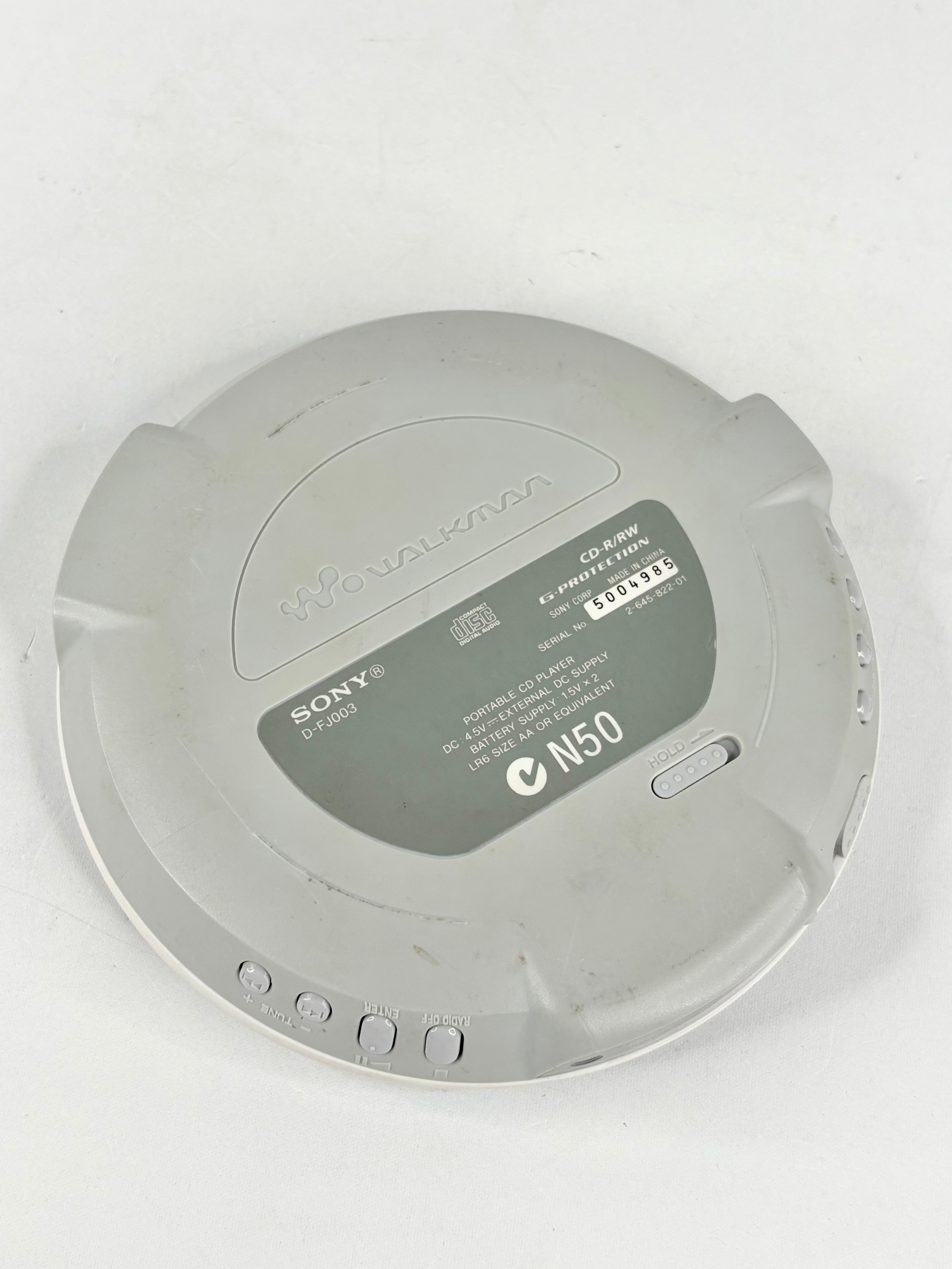 Sony FM/AM D-FJ003 Grey CD Walkman