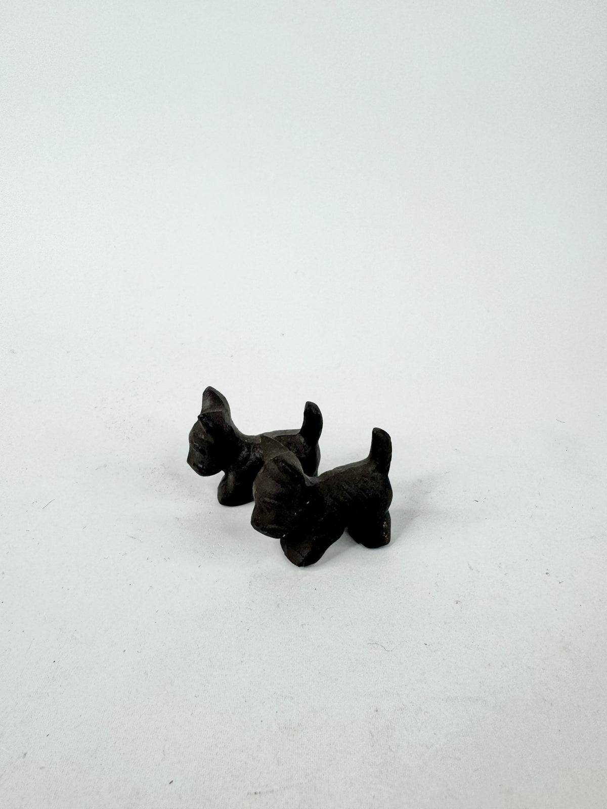 Set of 2 Iron Scottie Dogs