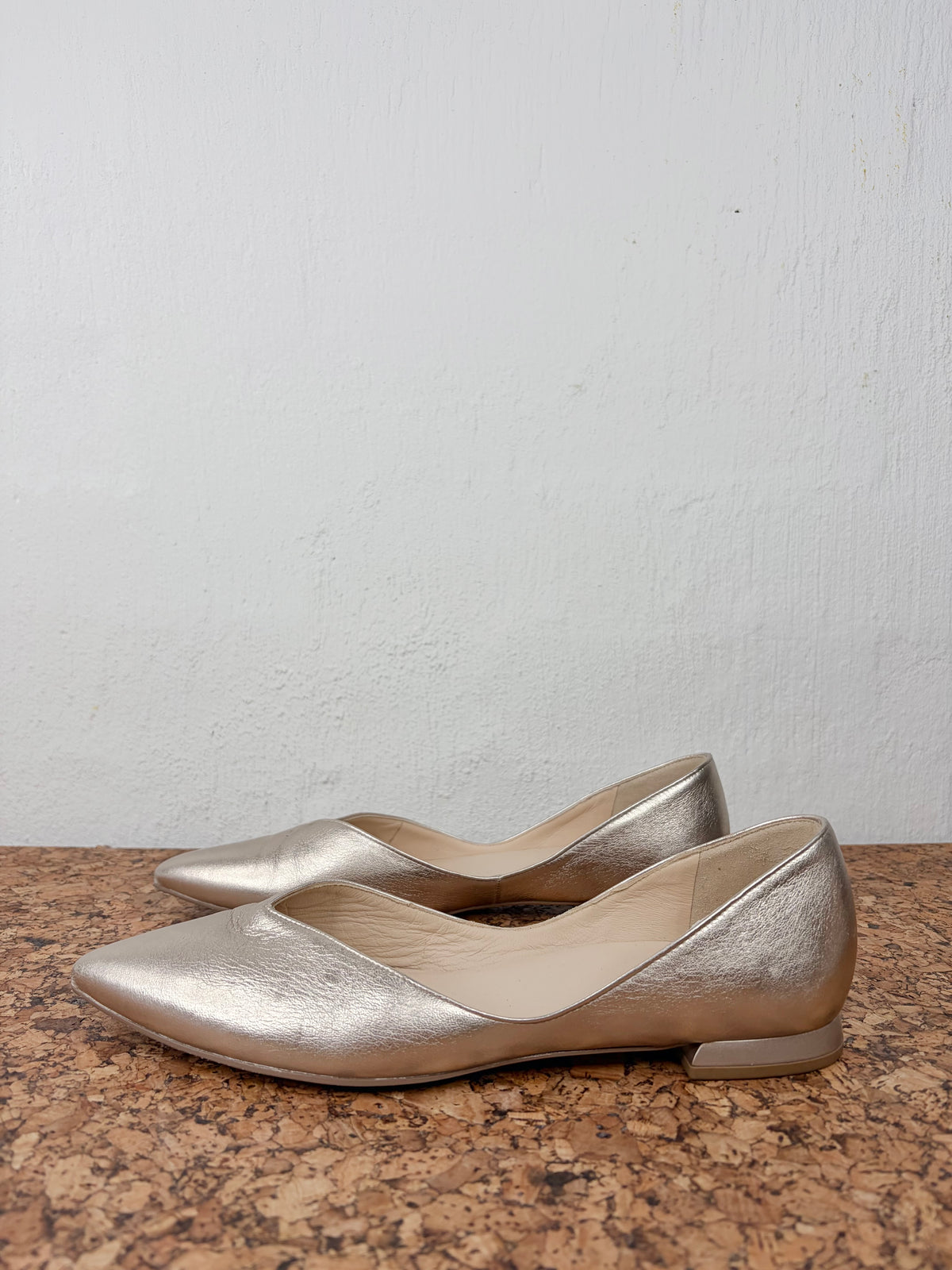 Hogl Metallic Rose Gold Pointed Toe Ballet Flats - EU38