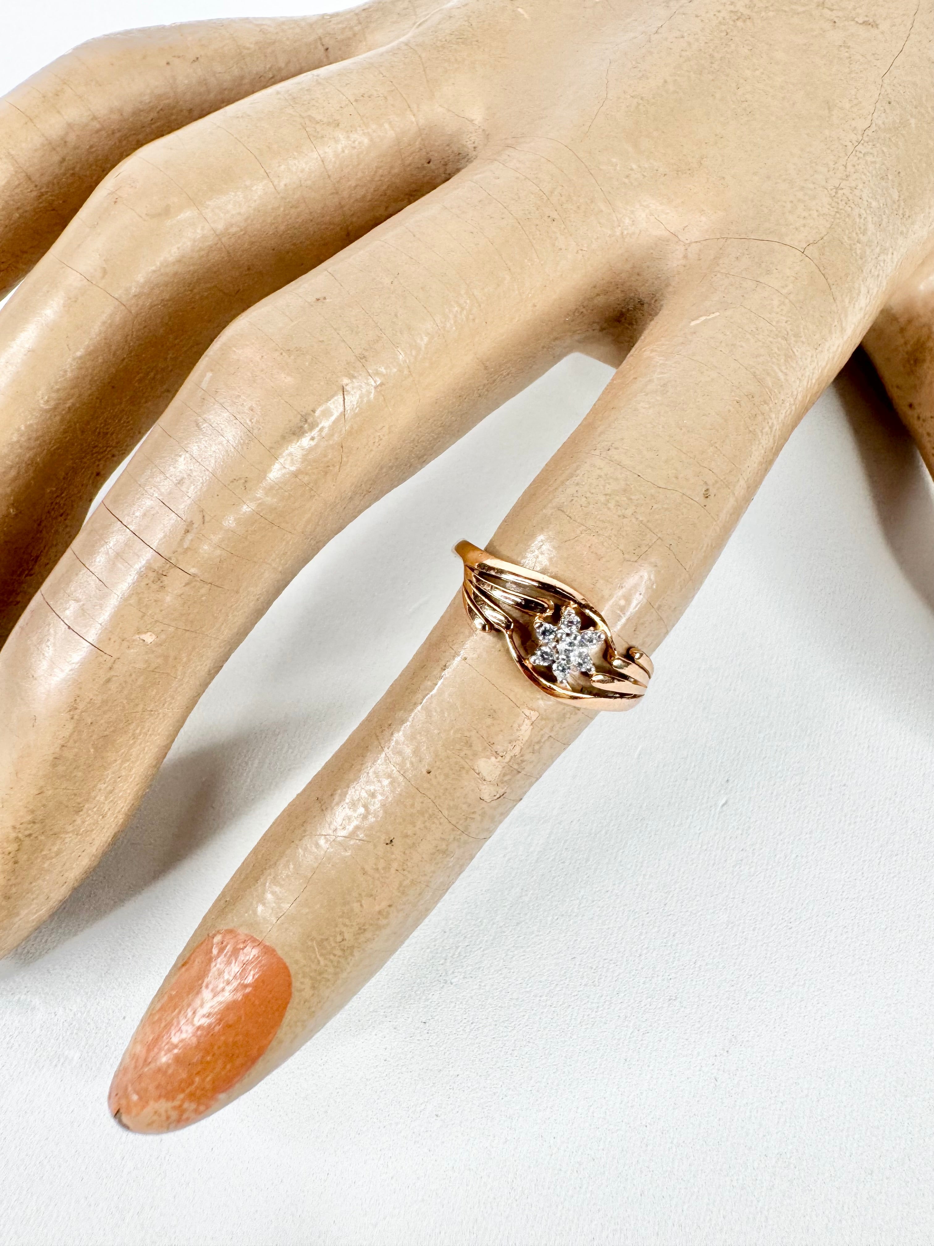 18ct Rose Gold & Cubic Zirconia Flower Ring