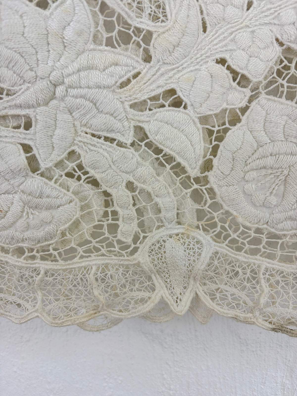 George Cross White Tiered Lace and Embroidered Skirt - AU10