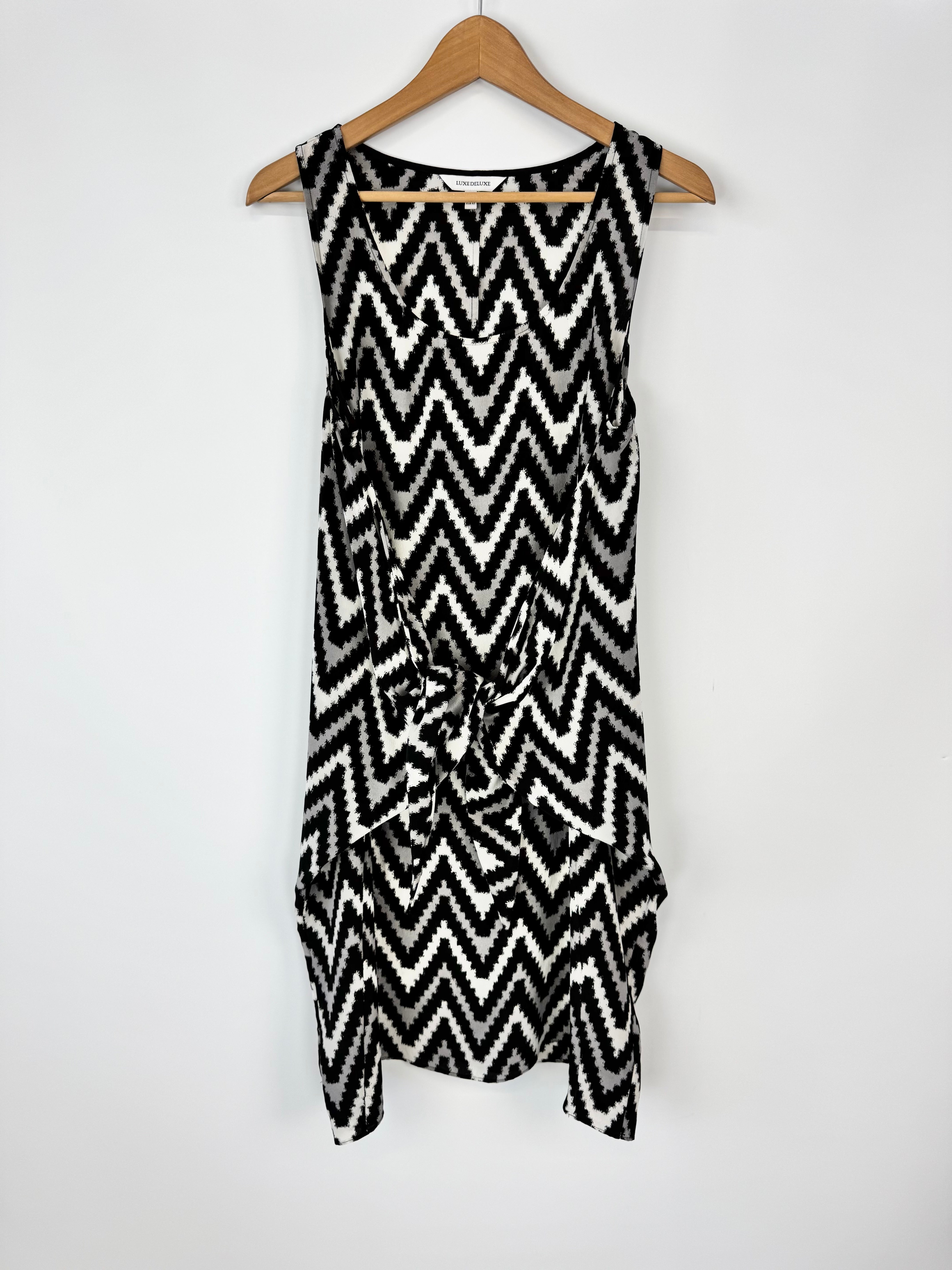 Luxe Deluxe Silk Black & White Geometric Patterned Tie Midi Dress - AU12