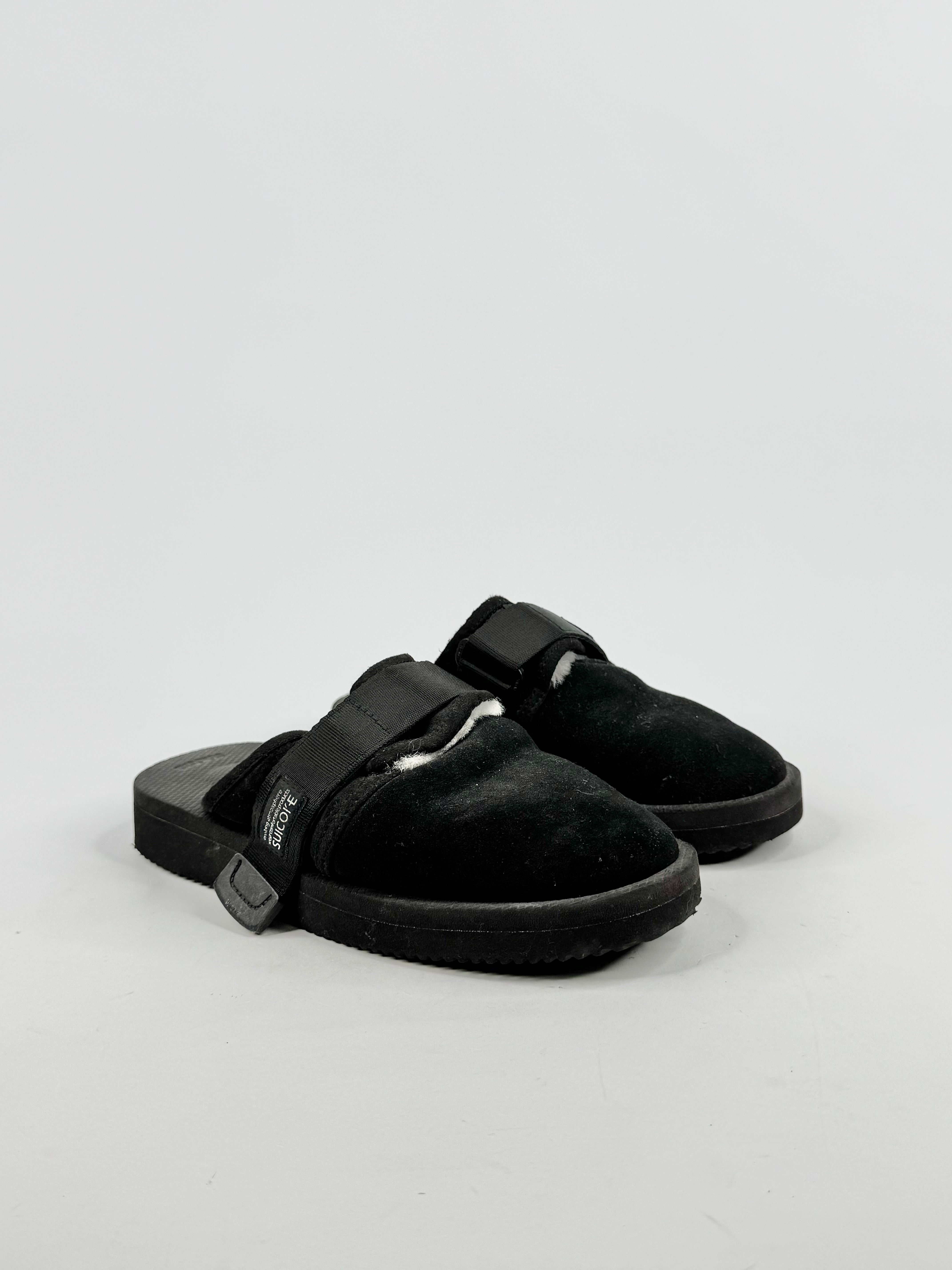 Suicoke Black Shearling Lined Slip Ons - EU35