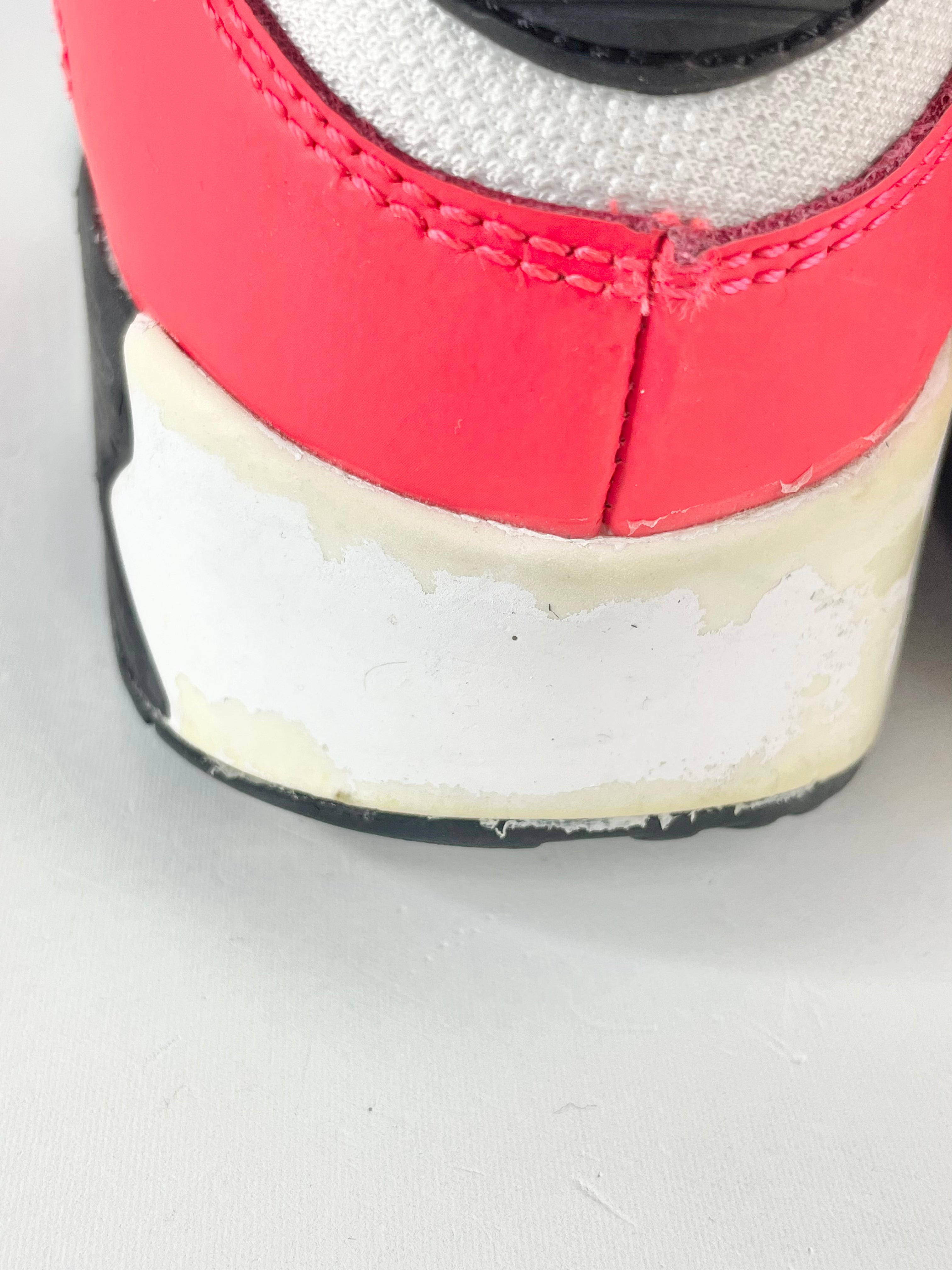 Nike Air Max 90 Essential 'Crimson' Multicolour Sneakers - EU42.5