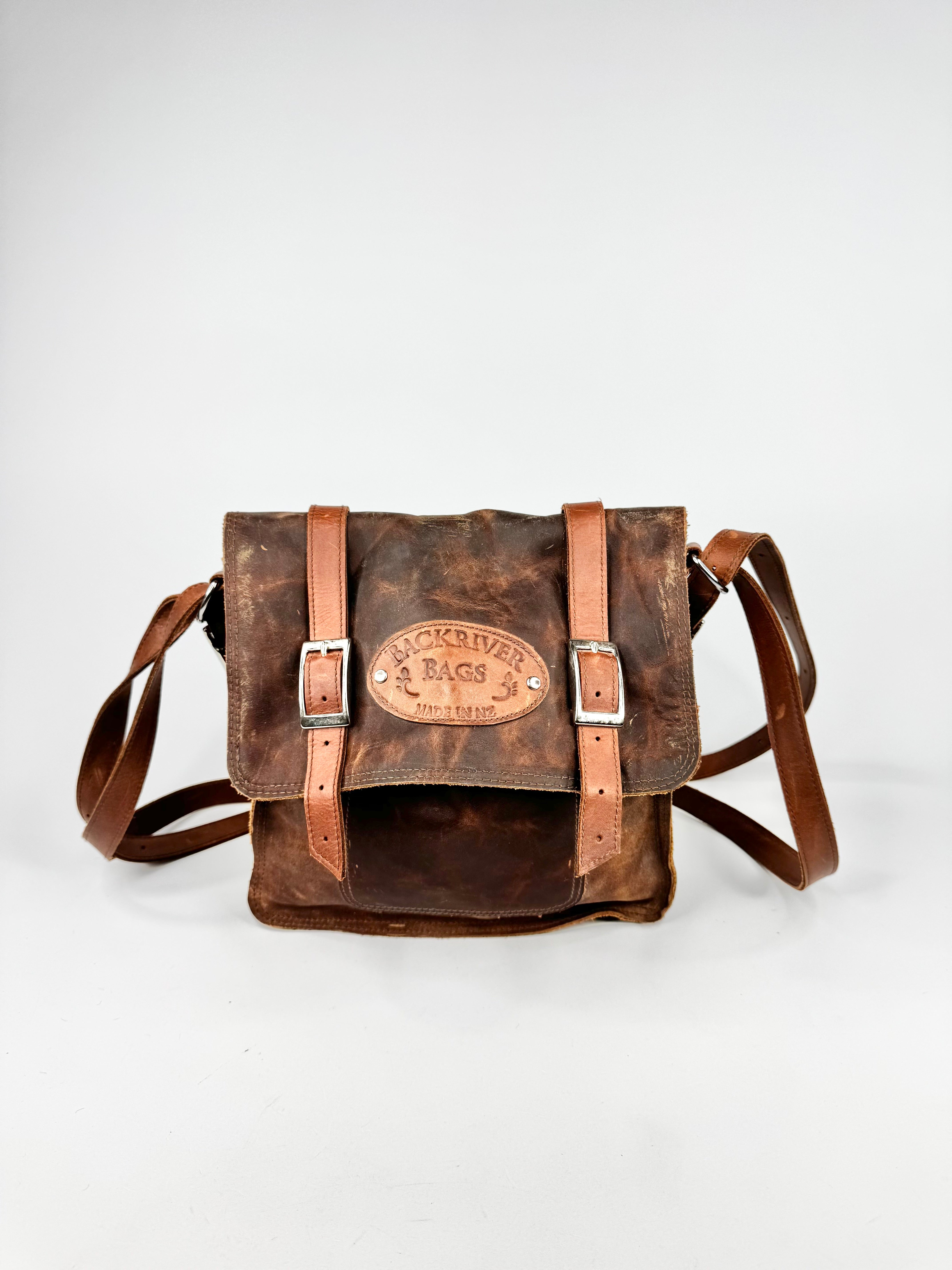 Backriver Bags Leather Cross Body Bag
