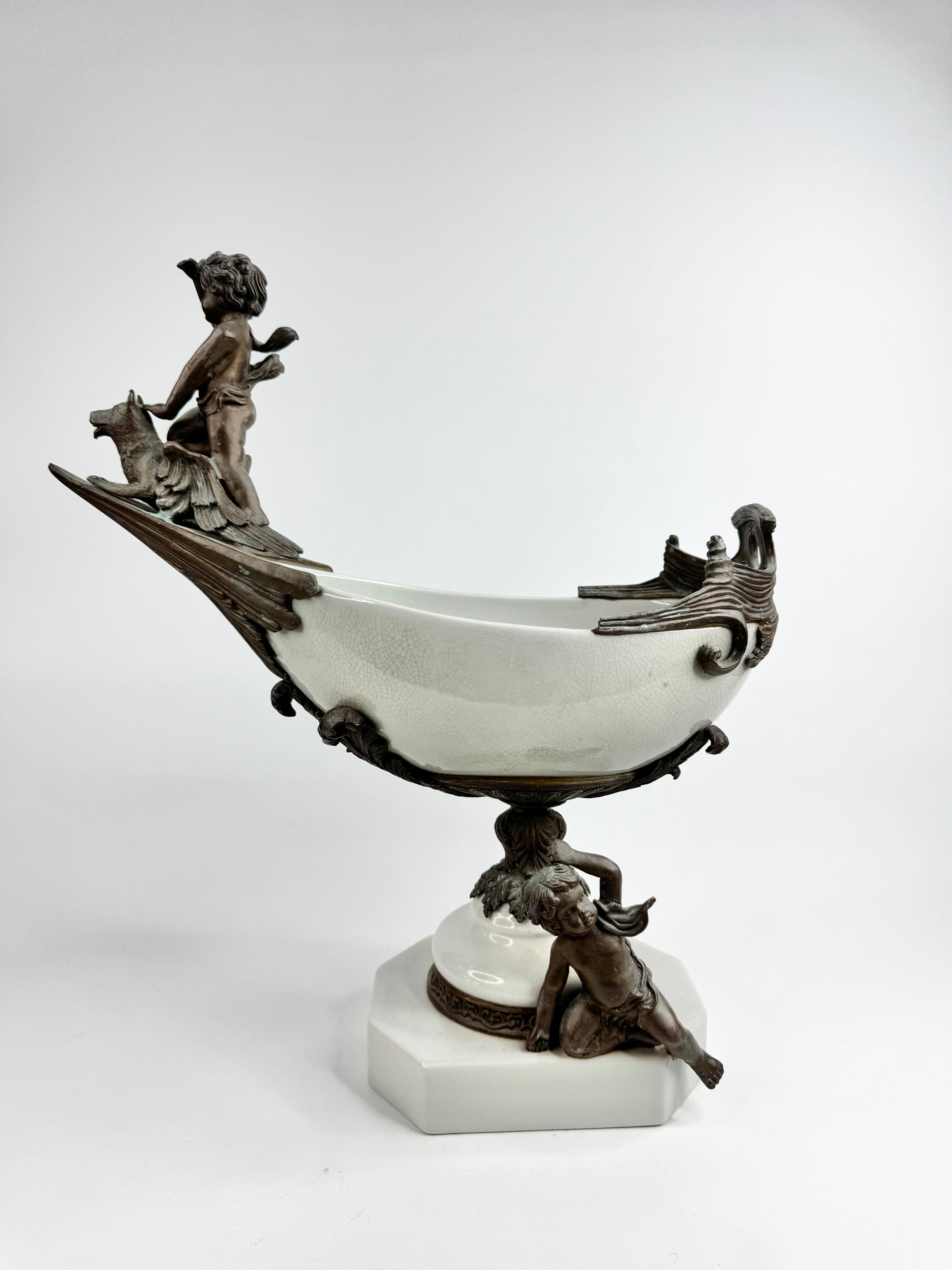 Vintage R.M. Hall Pty Ltd Art Nouveau Style Cherub Gondola Centrepiece Bowl