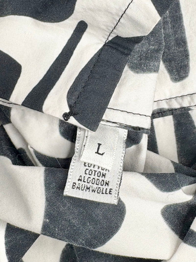 La DoubleJ Black & White Abstract Shapes Short Sleeve Shirt - AU12/14