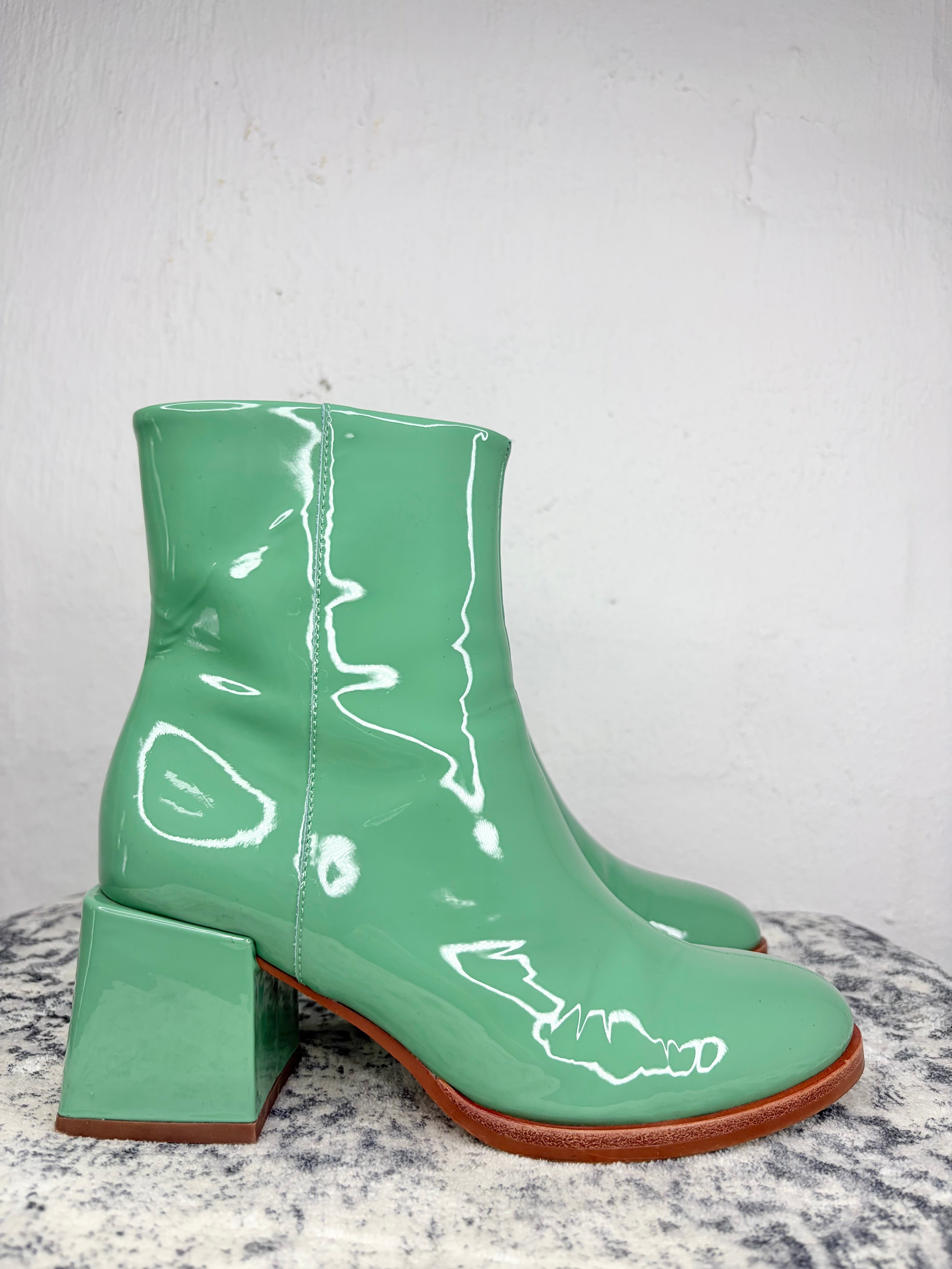 Bul Mint Patent Leather Ankle Boots - EU35