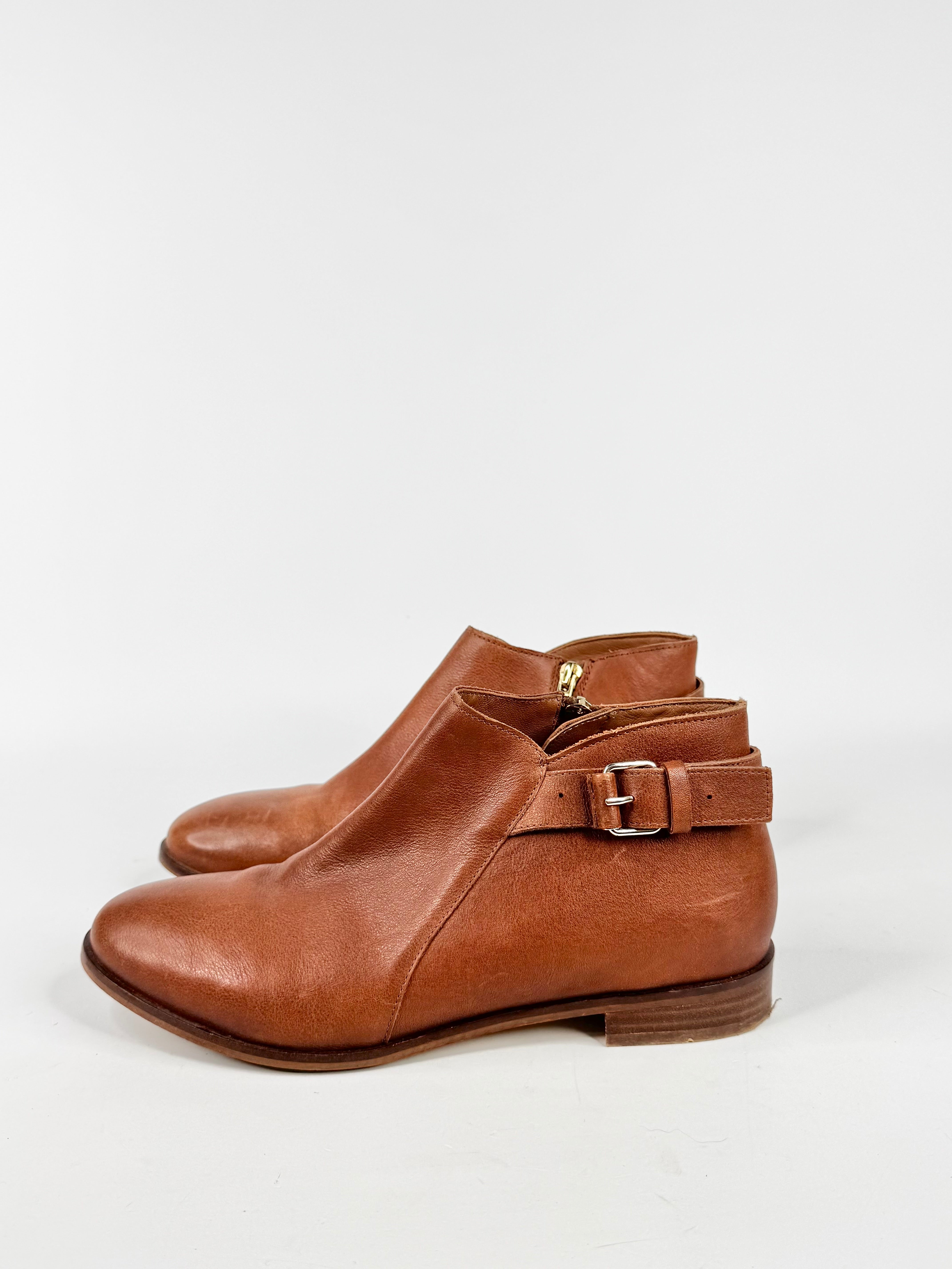 Elk Tan Leather Zippered Ankle Boots - EU40