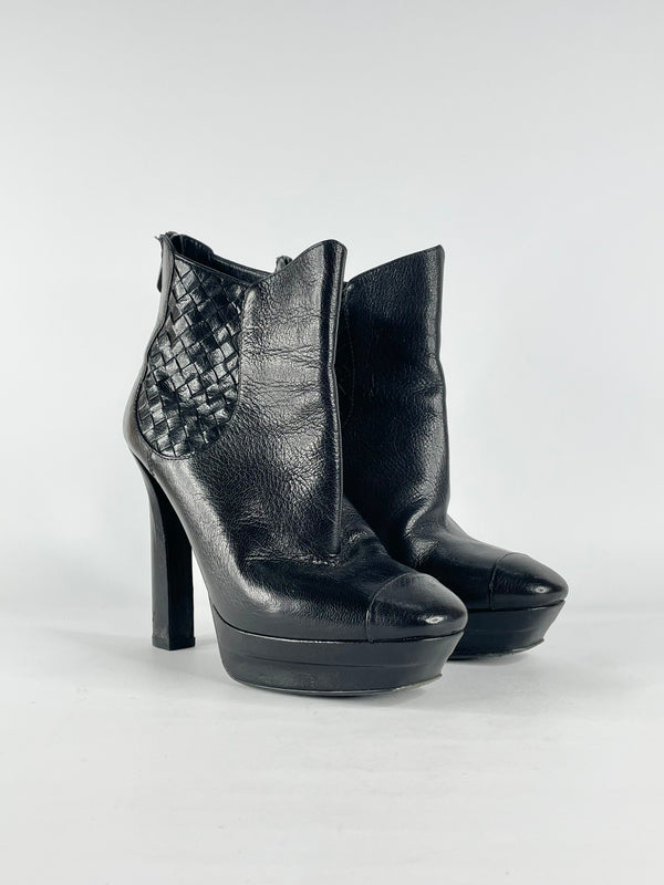 Bottega Veneta Black Leather Intrecciato-Weave Canalazzo Boots - EU40