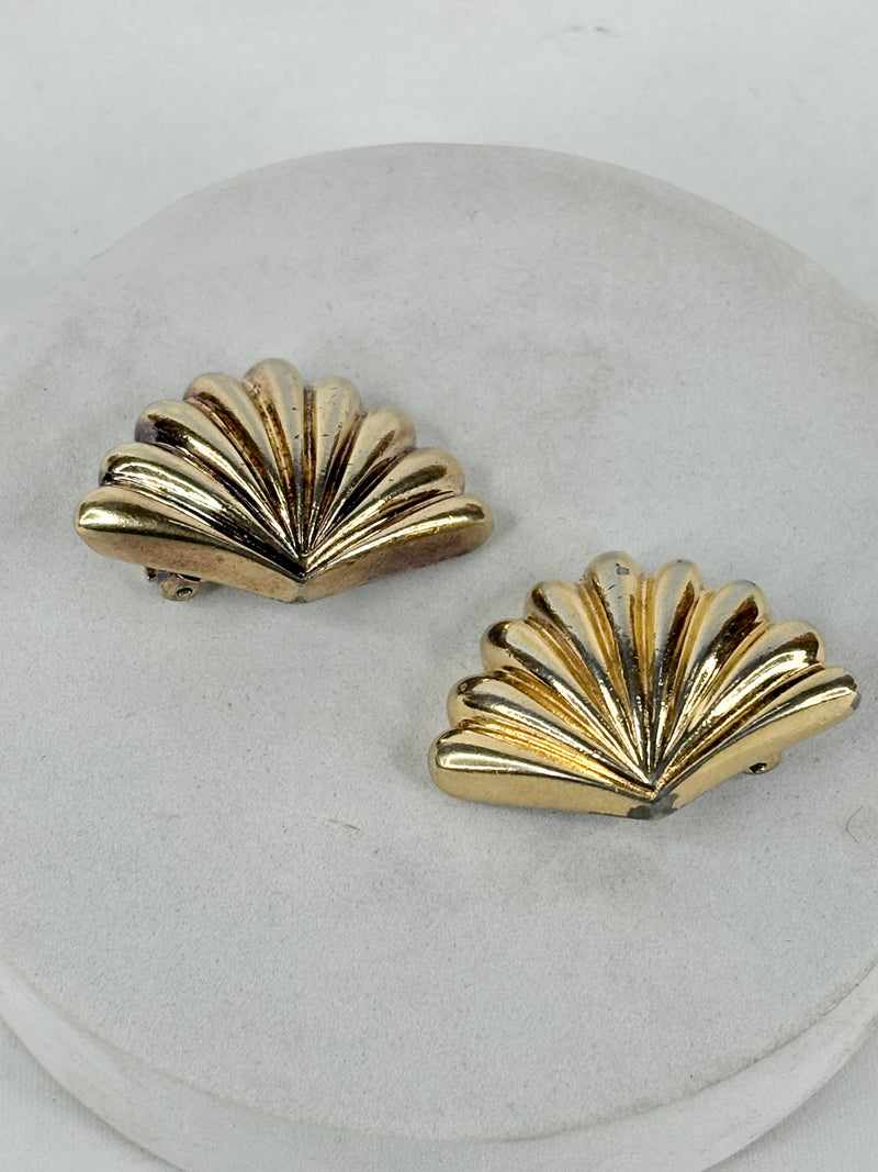 80s Vintage Christian Dior Shell Clip On Earrings