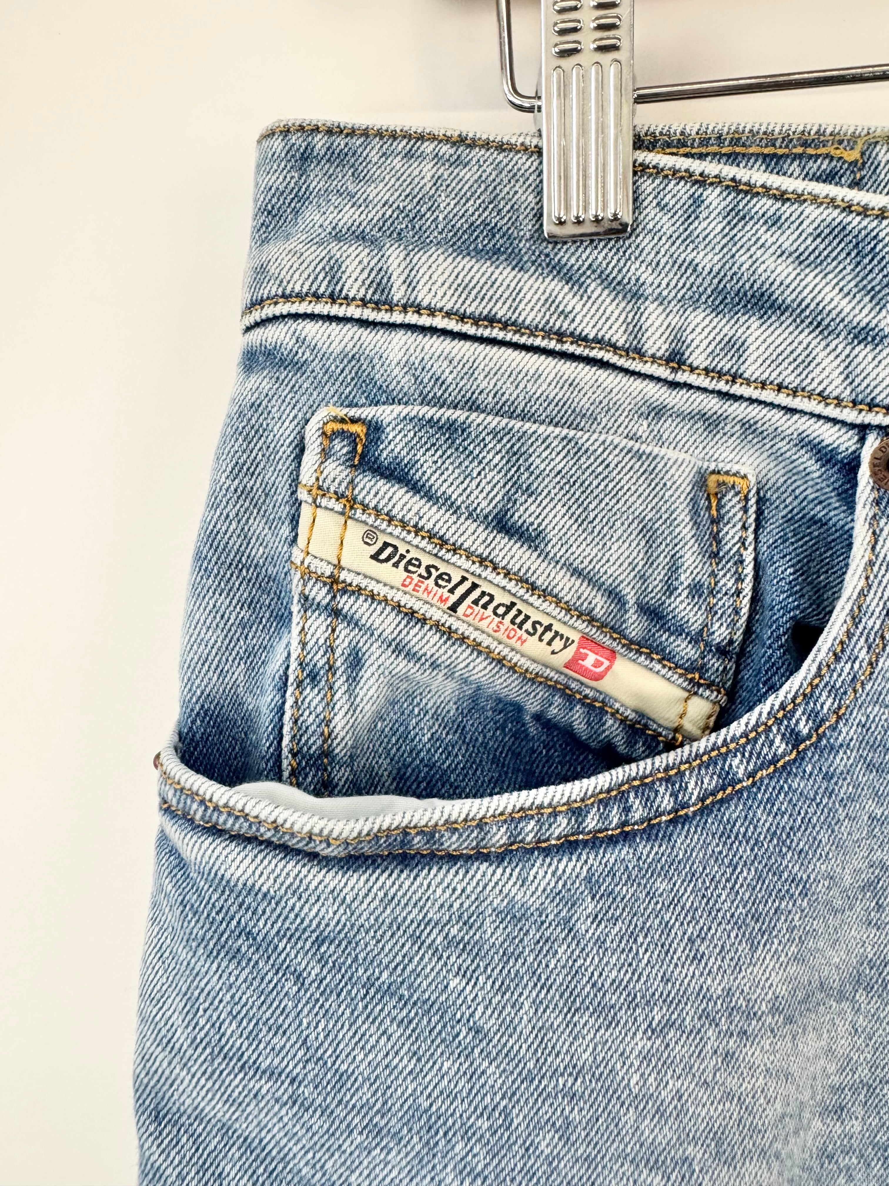 Diesel Blue Jeans NWT - 29