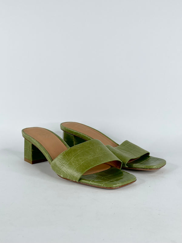 LMS Green Textured Leather Mules - EU37