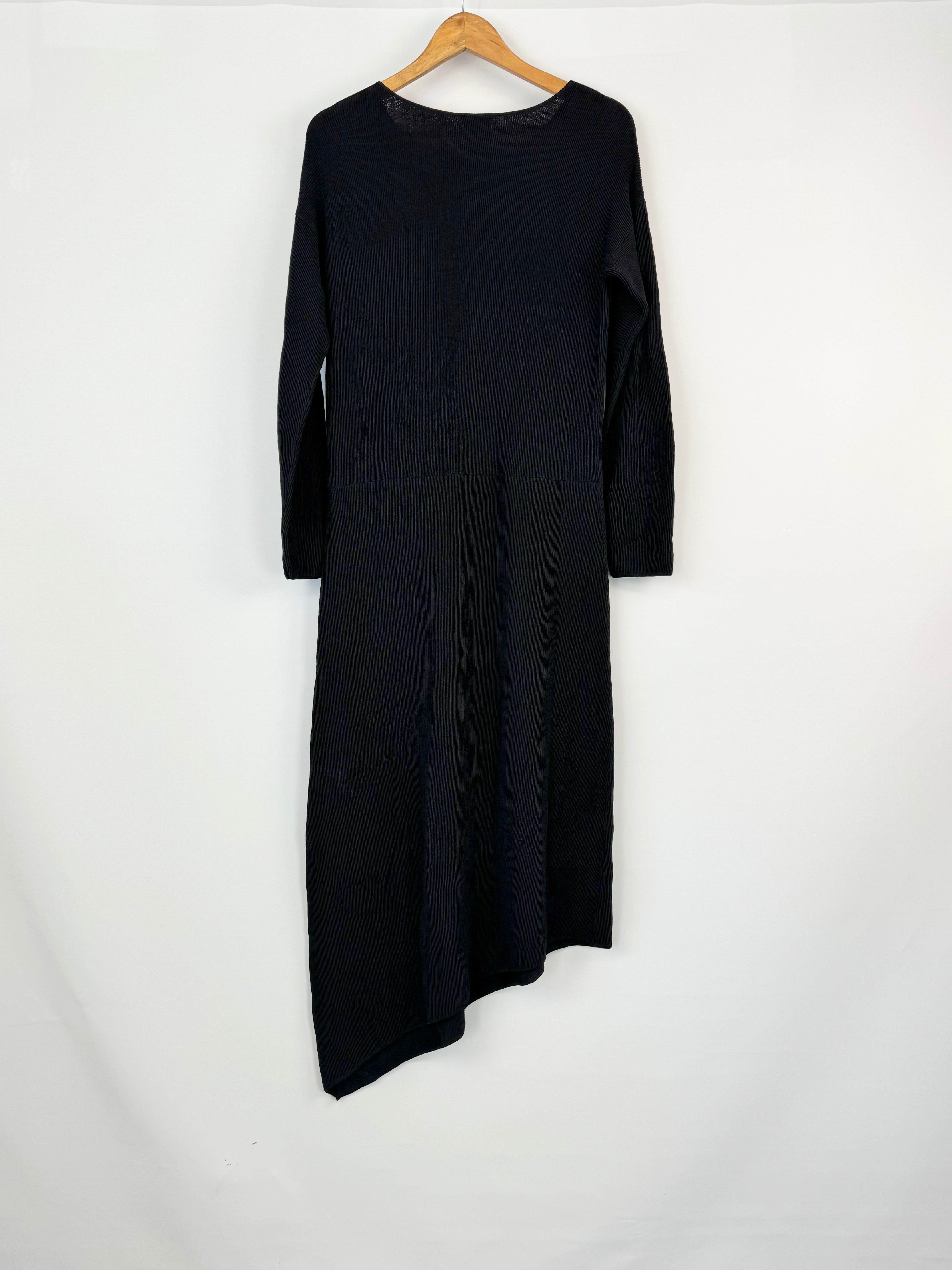 ELK Black Long Sleeve Asymmetrical Dress - AU6