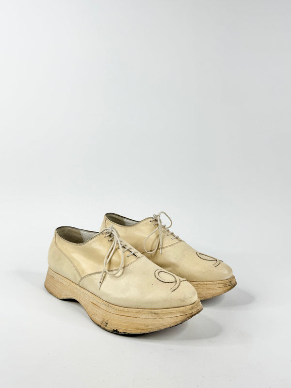 Le Yucca's Cream Platform Lace Ups - EU38