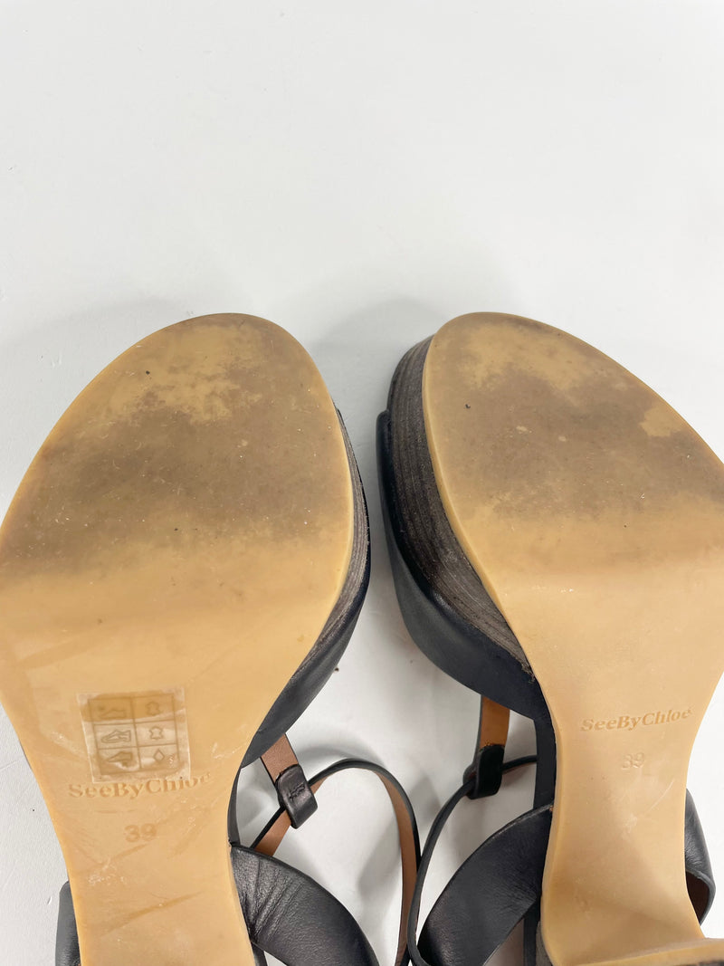 See By Chloé Black Smooth Leather Sandals - EU39