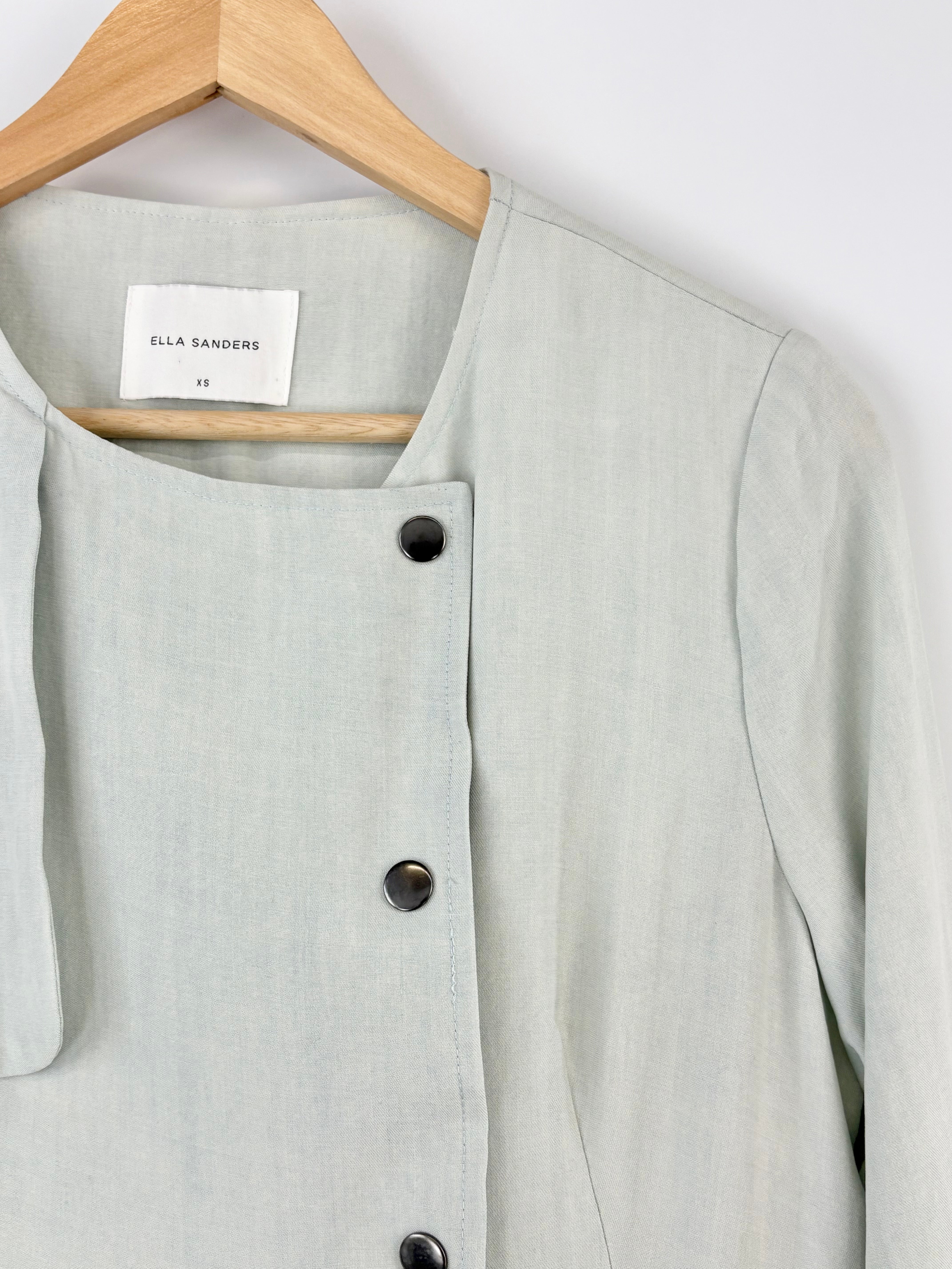 Ella Sanders Pale Sage Asymmetric-Button Up Summery Jacket - AU6/8