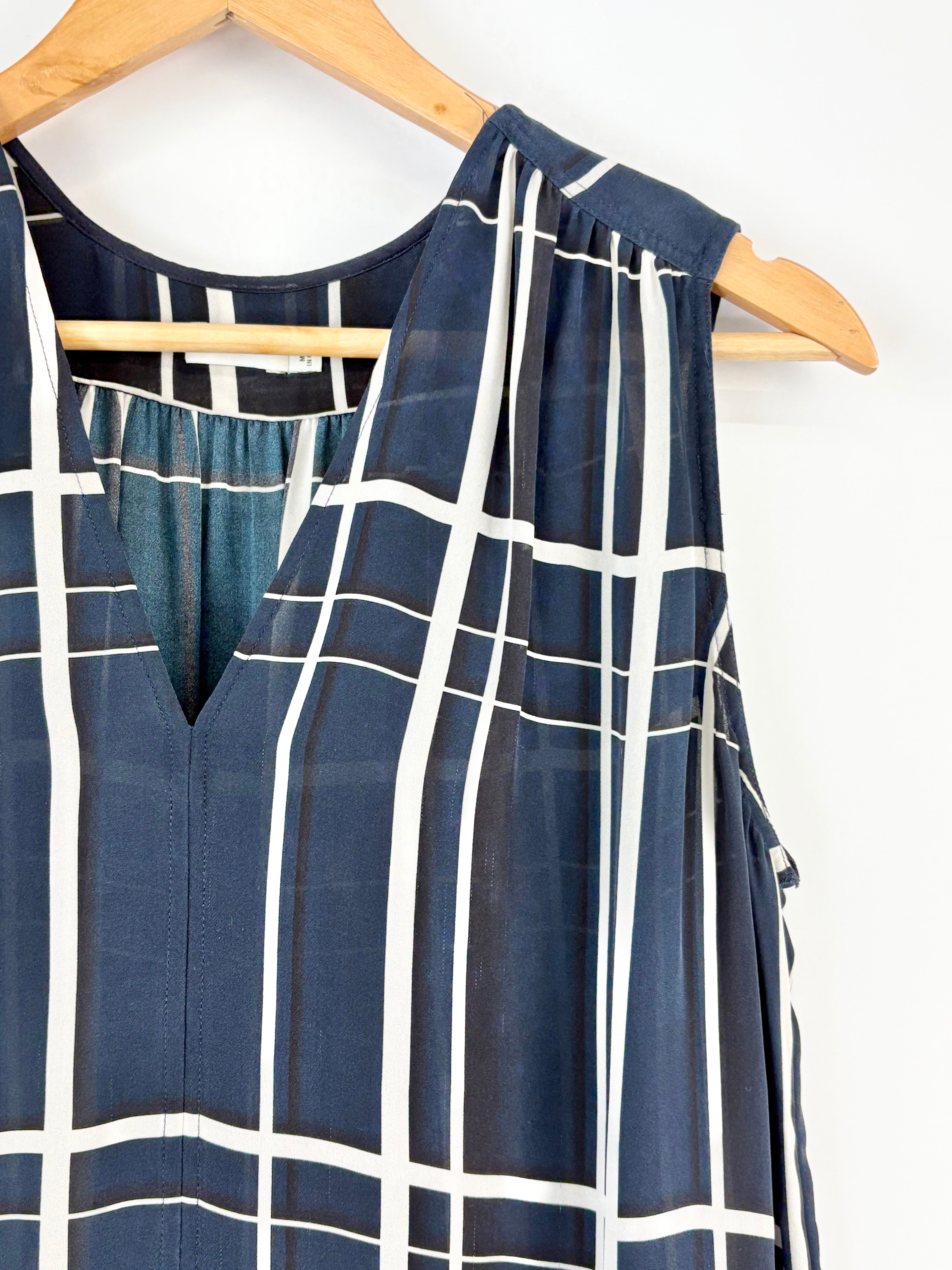 Vince Navy & White Silk Geometric Patterned Top - AU14/16