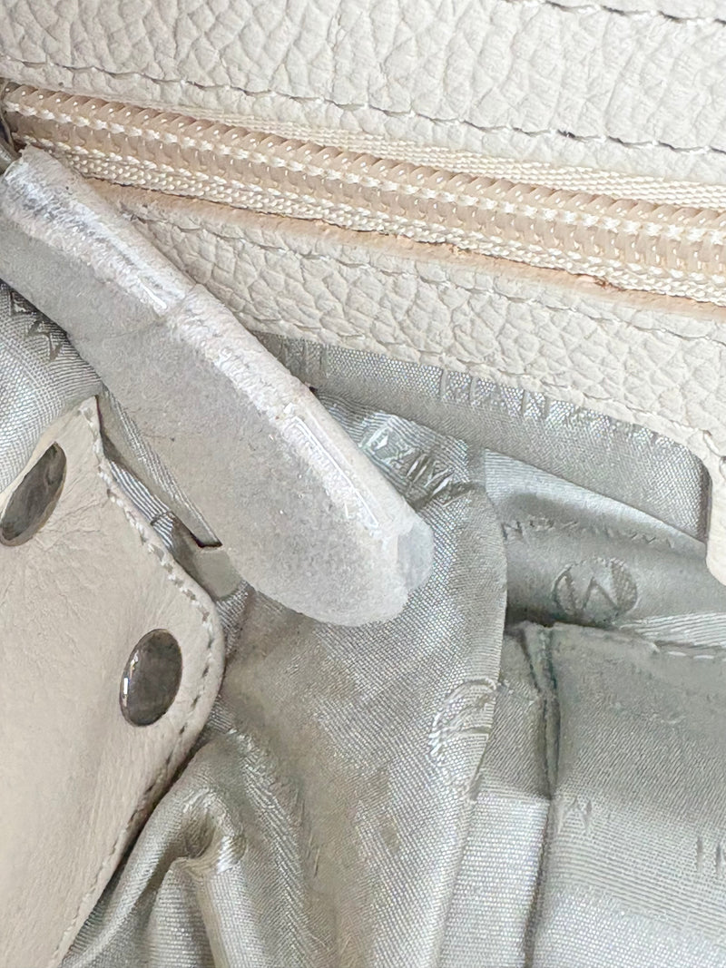 Manzoni Creamy Grained Leather Handbag