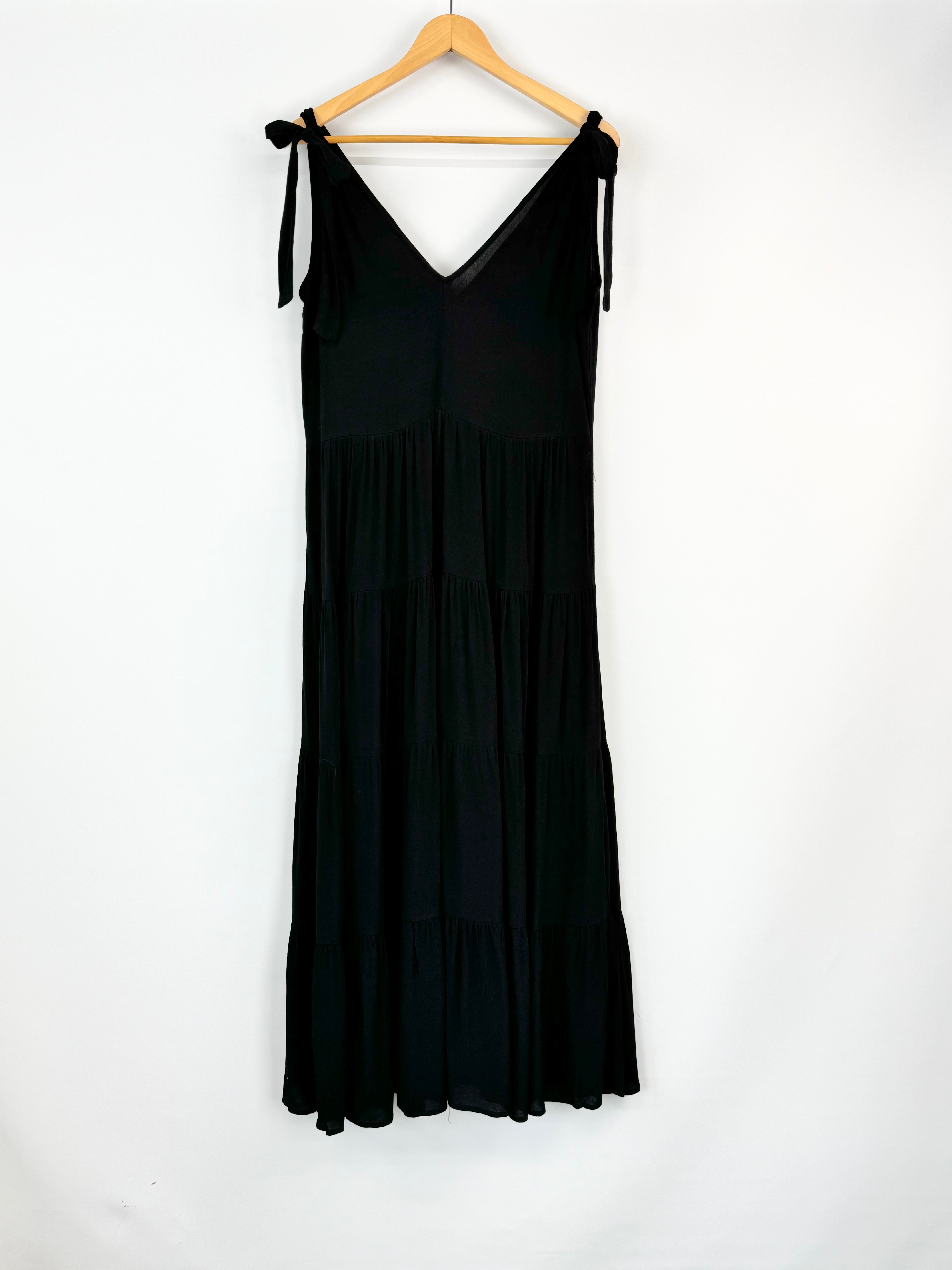 Une Piece Black Crepe Swing Maxi Dress - AU10