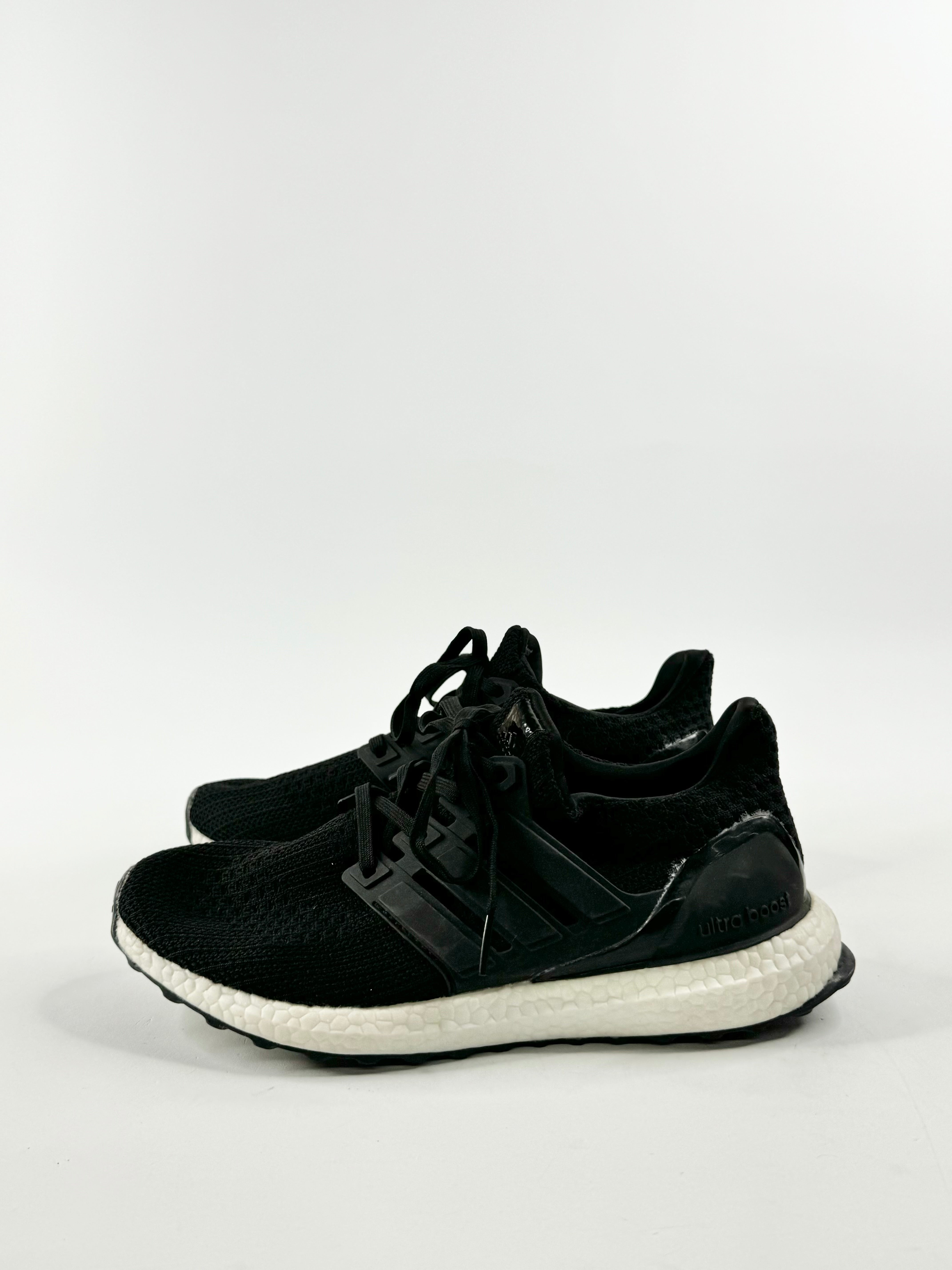 Adidas Black Boost Sneakers - EU40