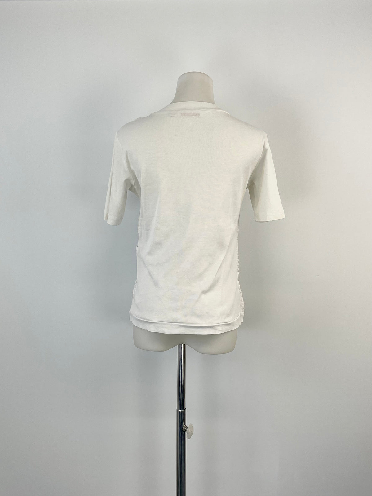 See By Chloé White Embroidered Floral Lattice-Front Top - AU10