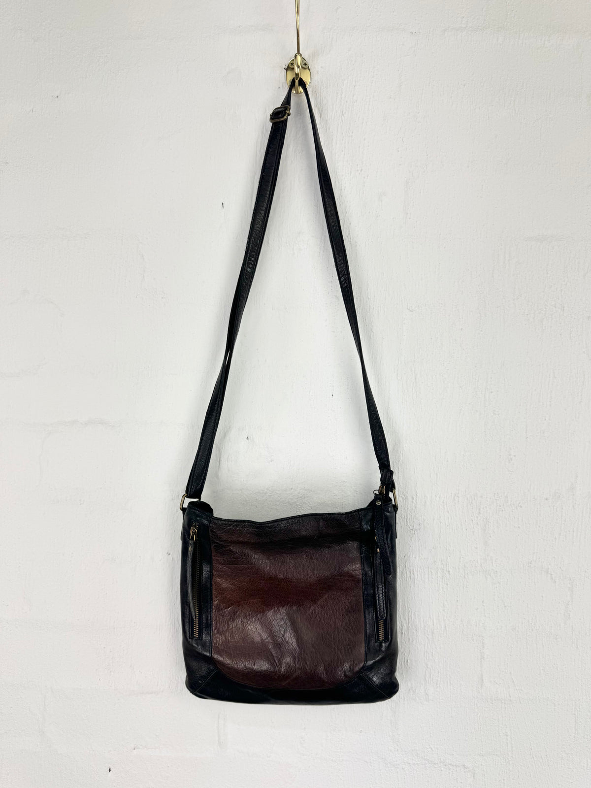 Rugged Hide Black & Brown Leather Bag