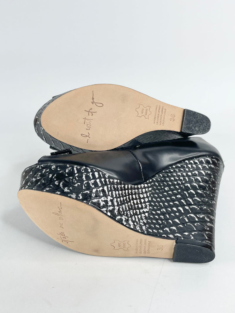 Mimco Black Leather 'Sinatra' Wedge - EU36