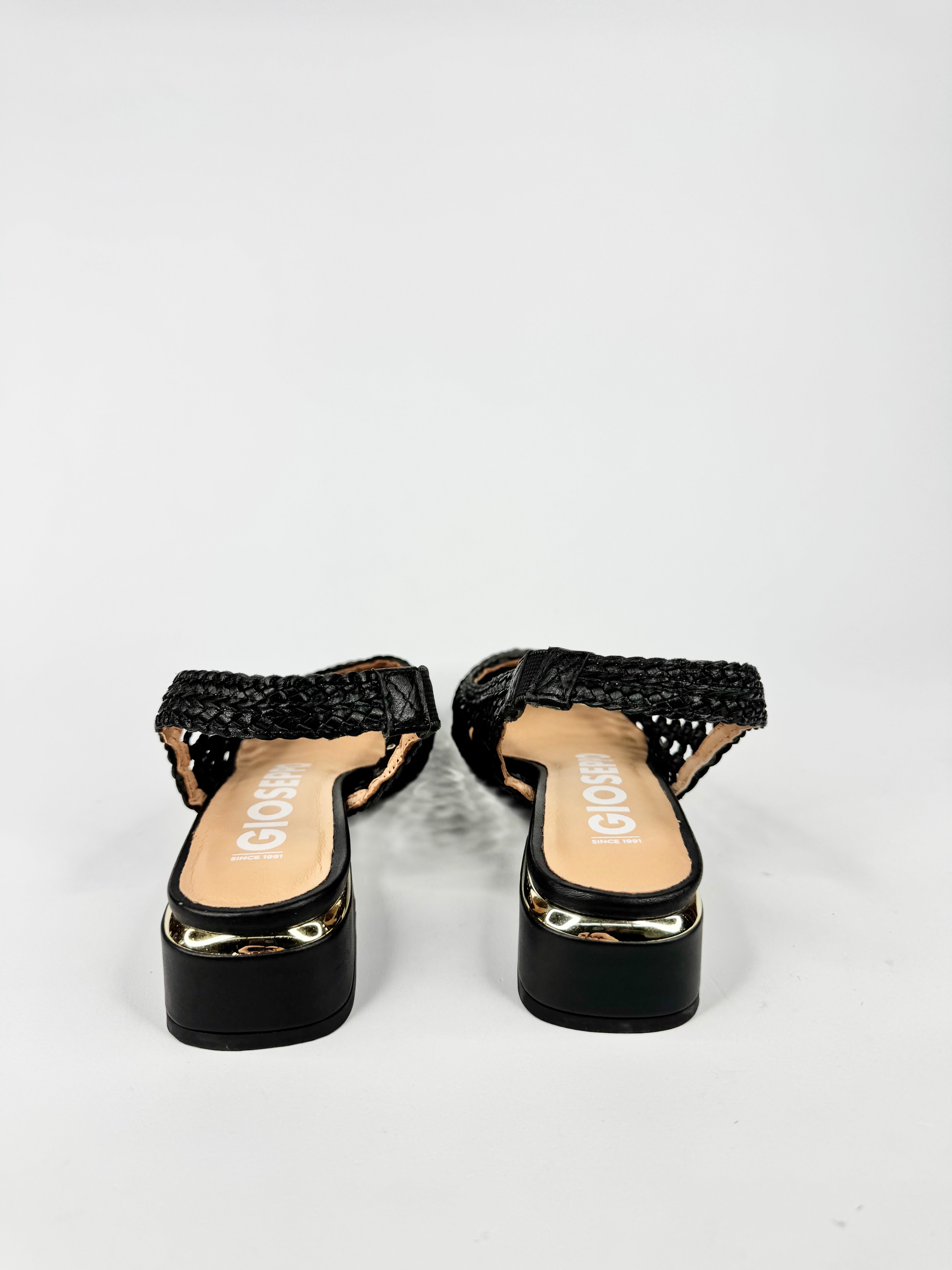 Gioseppo Black Woven Pointed Toe Flats - EU38
